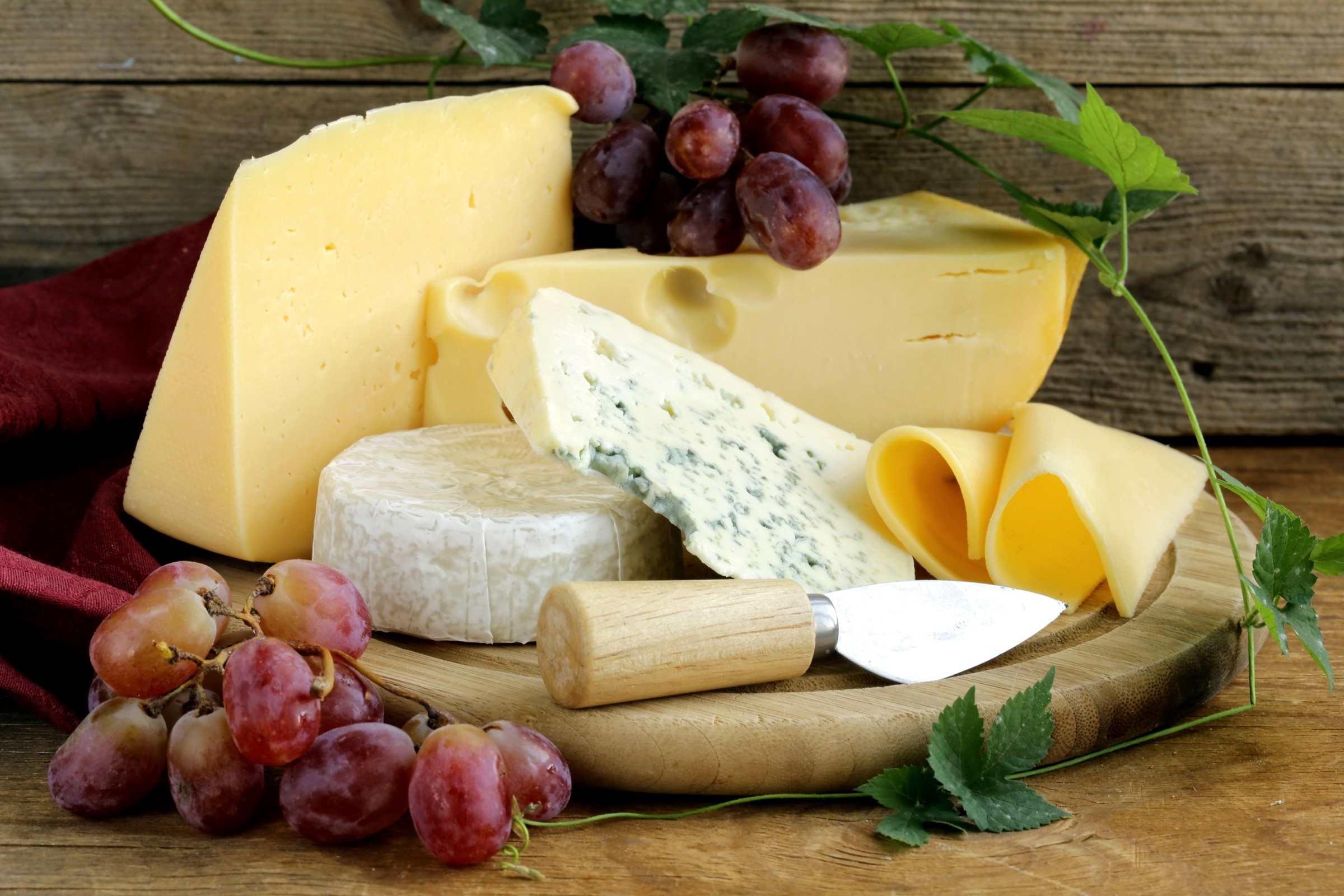 Cheese and Grapes Platter with Knife HD Wallpaper