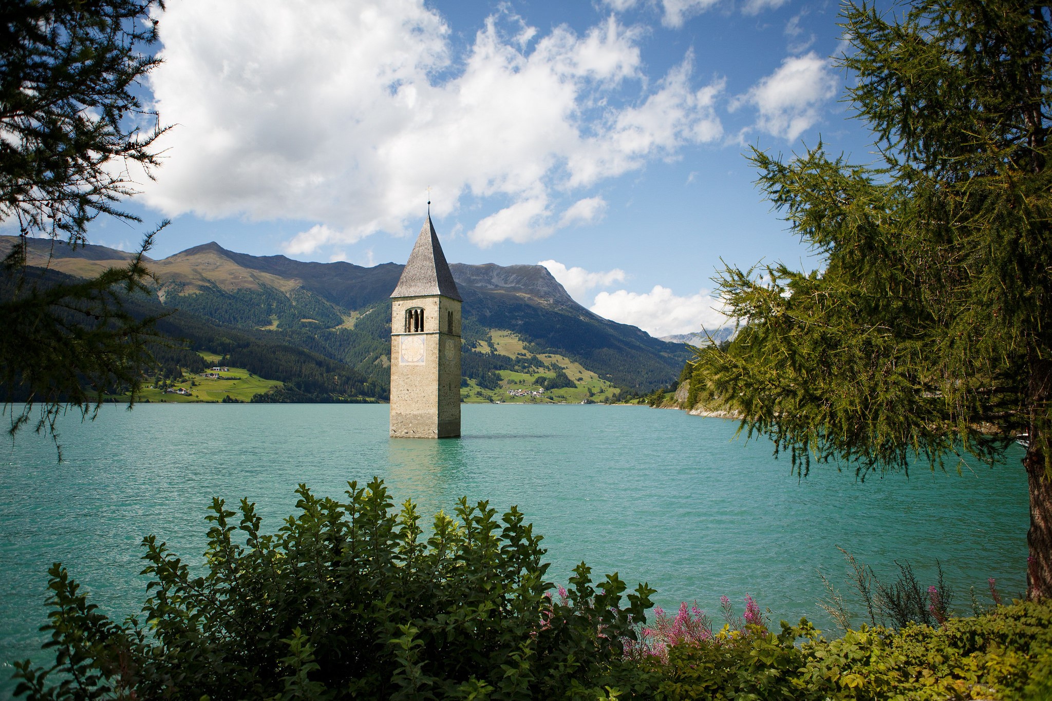 Sunken church tower in Resia Lake, Italy HD Wallpaper