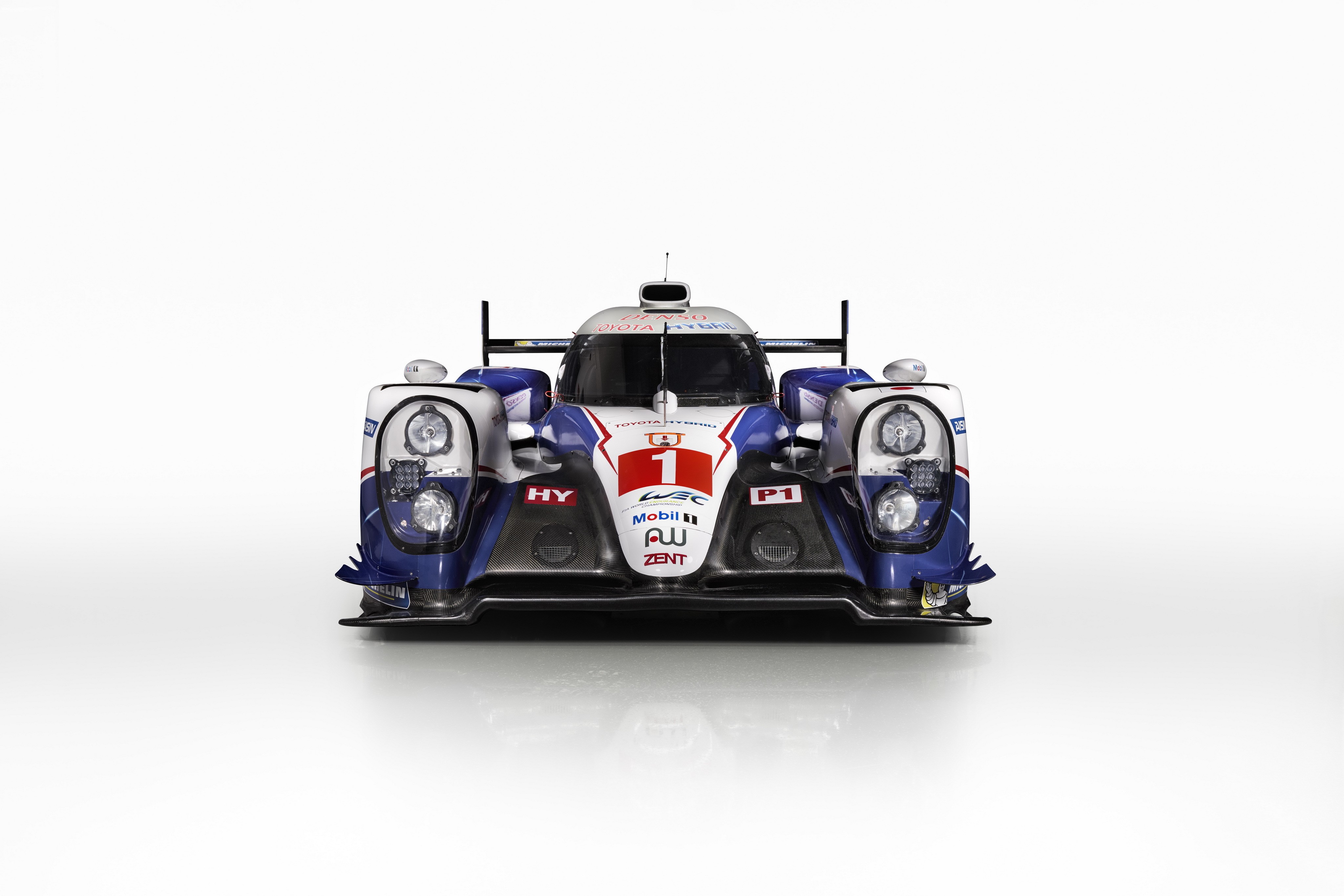Toyota TS040 Hybrid race car HD Wallpaper