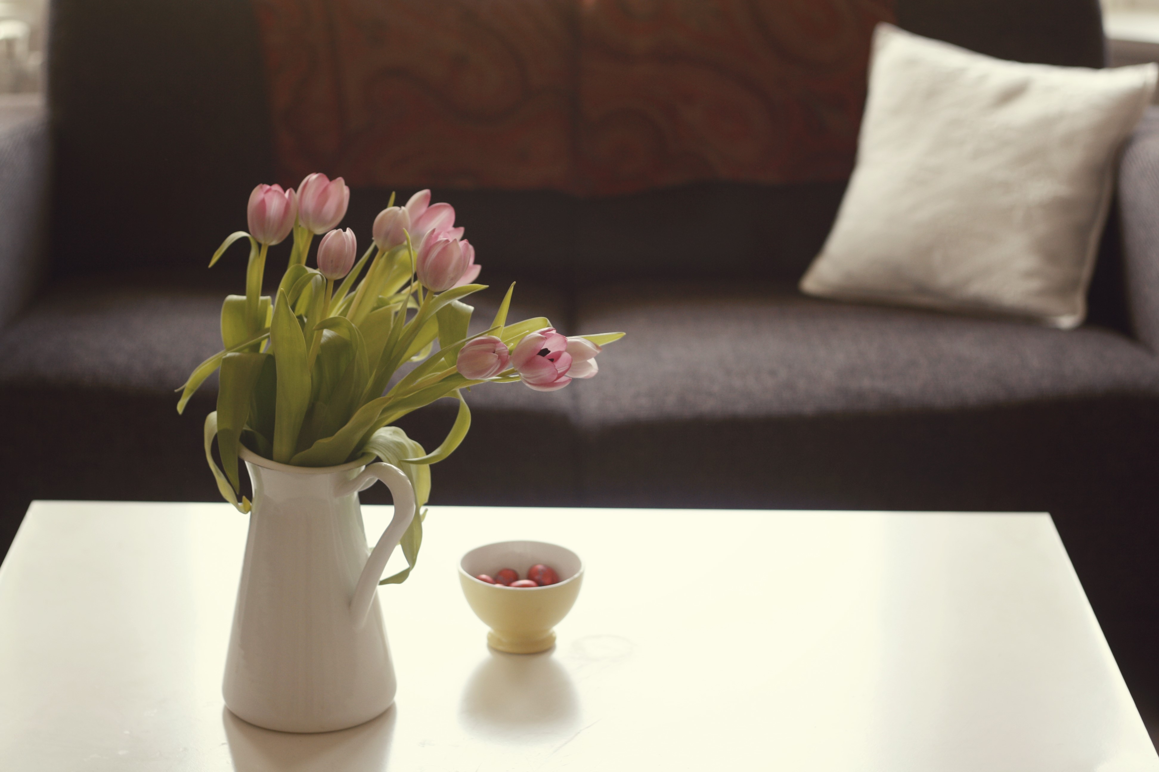 Pink Tulips in a Vase on a Table HD Wallpaper