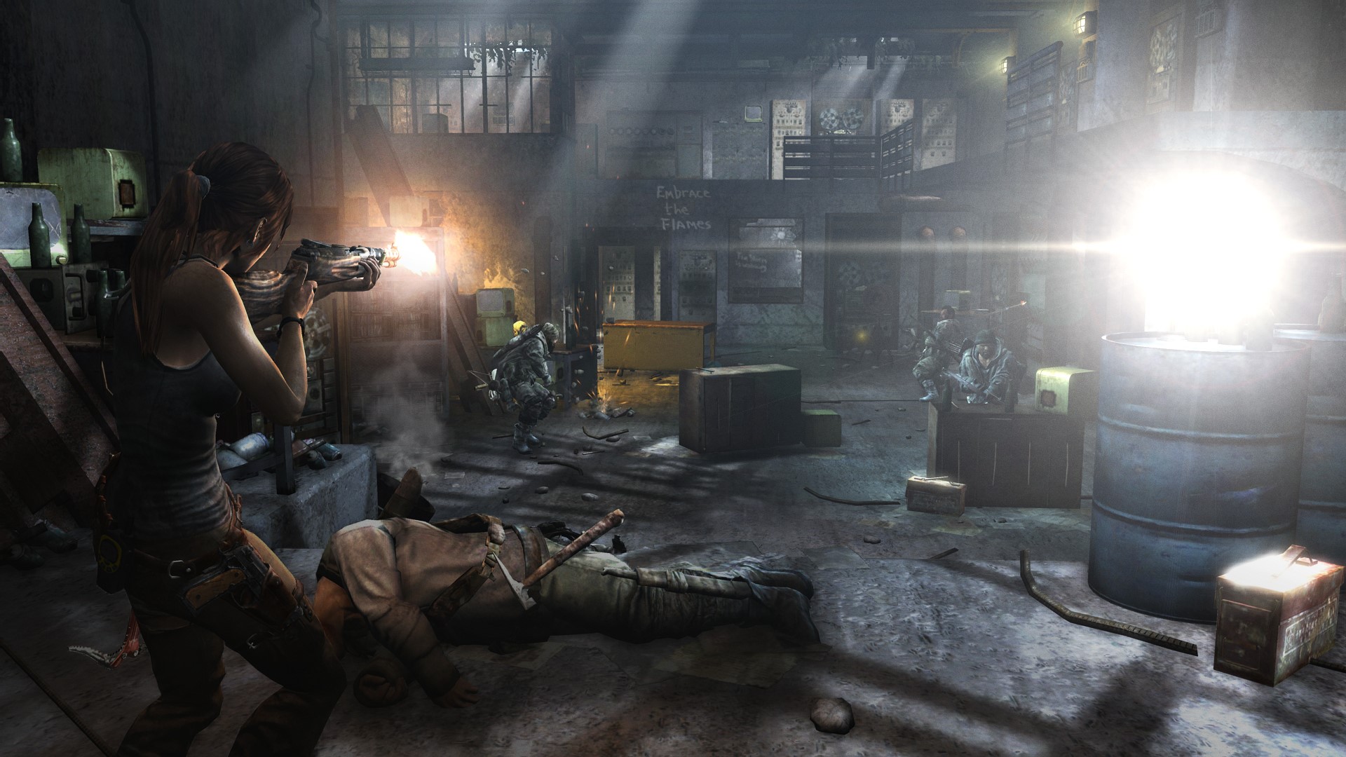 Lara Croft in Tomb Raider (2013) shooting enemies HD Wallpaper