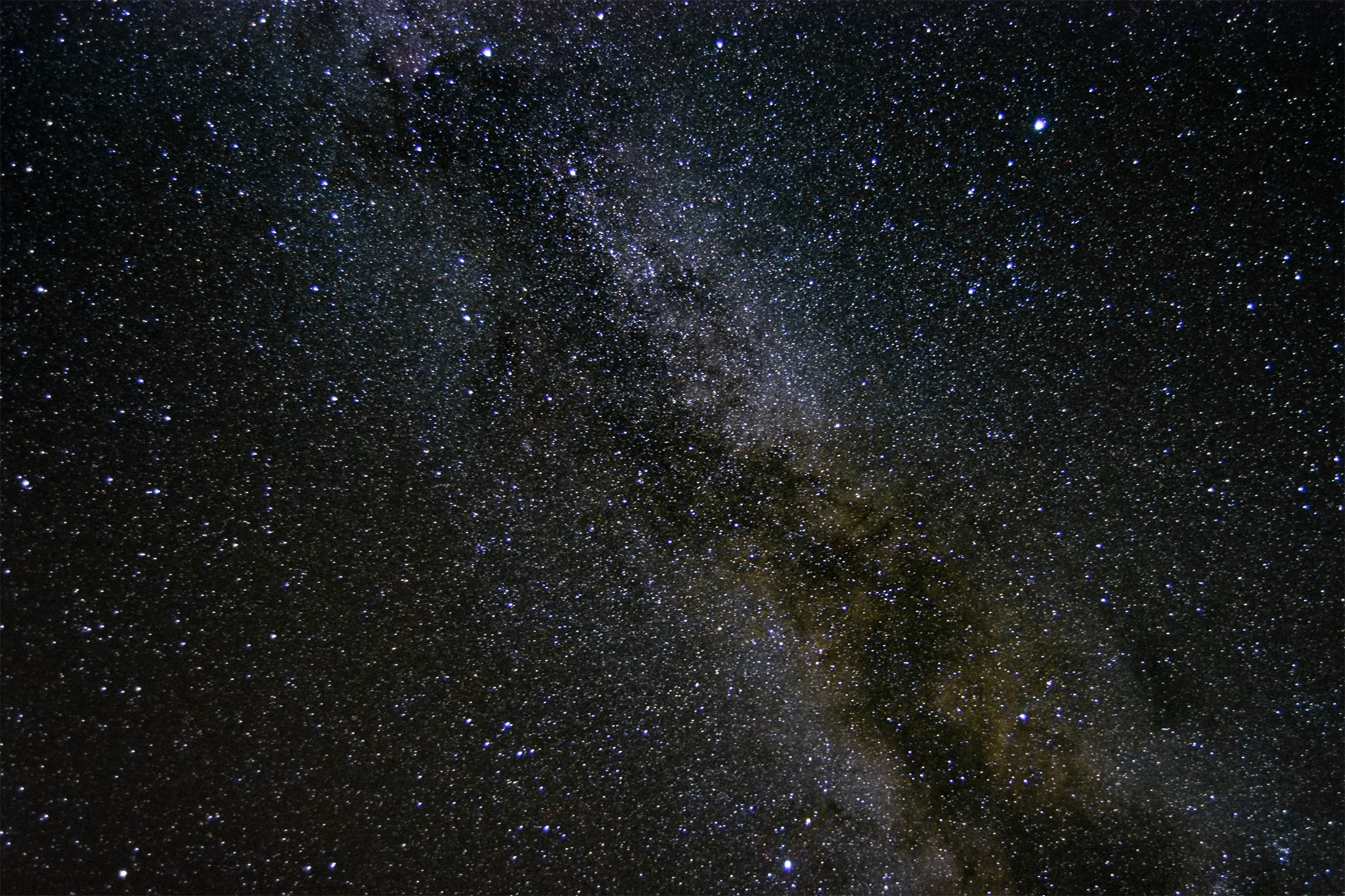 The Milky Way galaxy and countless stars HD Wallpaper