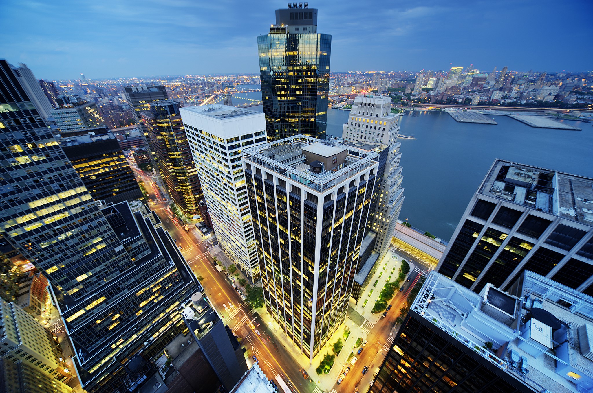 New York City Skyscrapers at Dusk HD Wallpaper