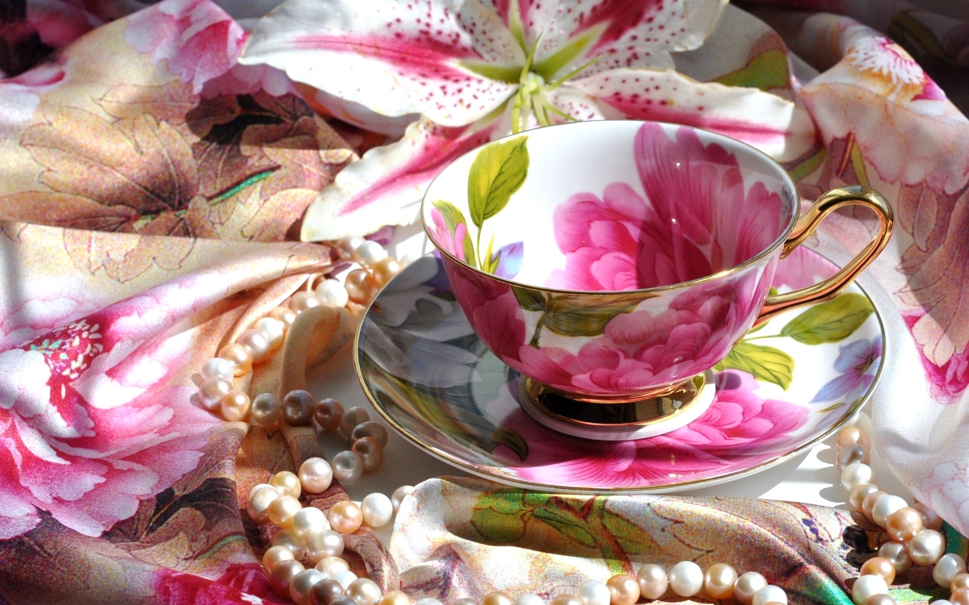 Floral teacup and saucer with pearls and lilies HD Wallpaper
