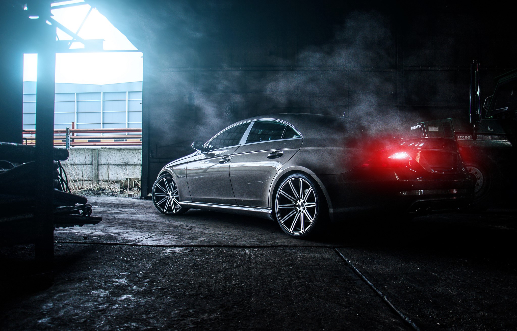 Mercedes-Benz CLS 55 AMG in a garage HD Wallpaper