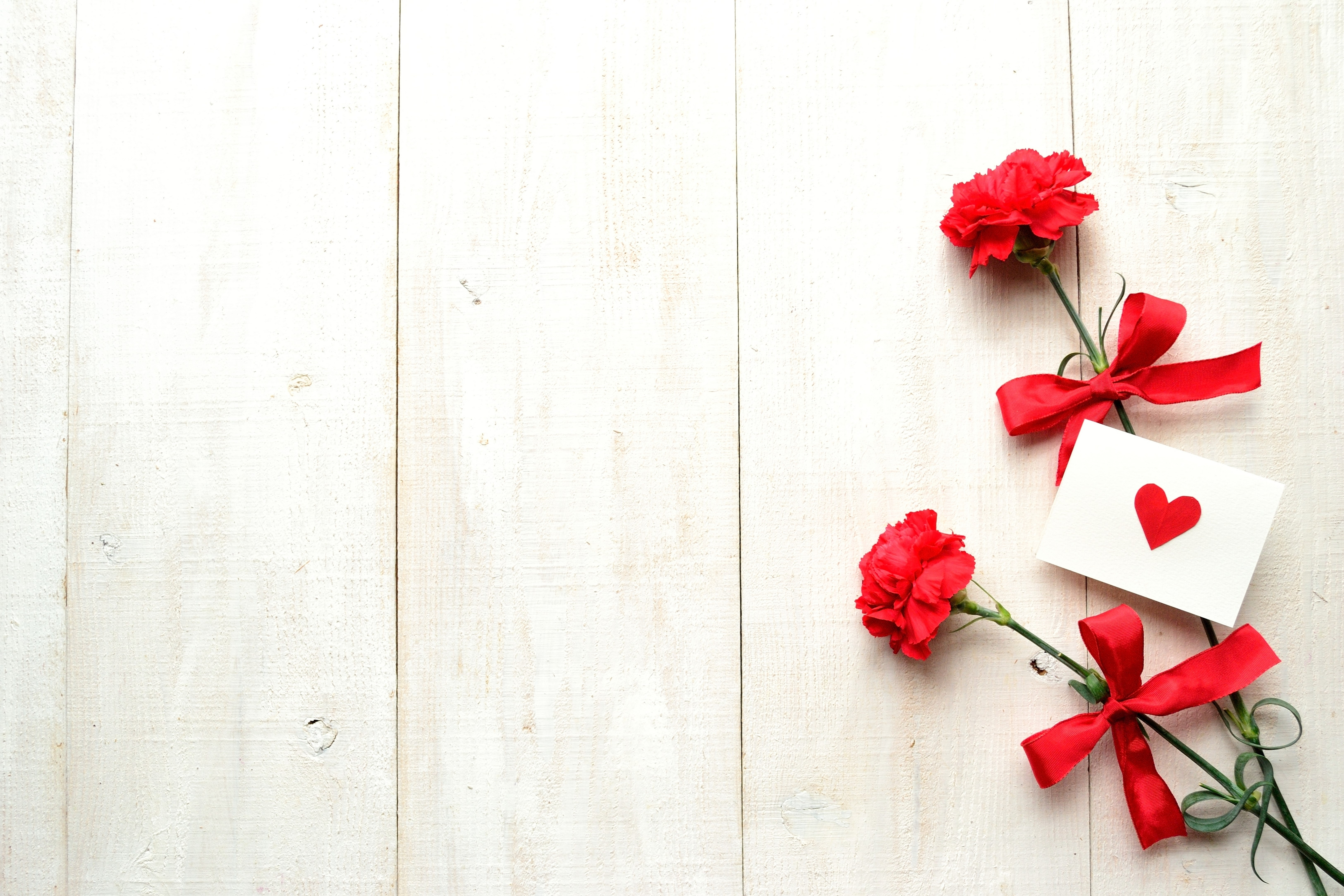 Red Carnations with Heart Card and Red Bows HD Wallpaper