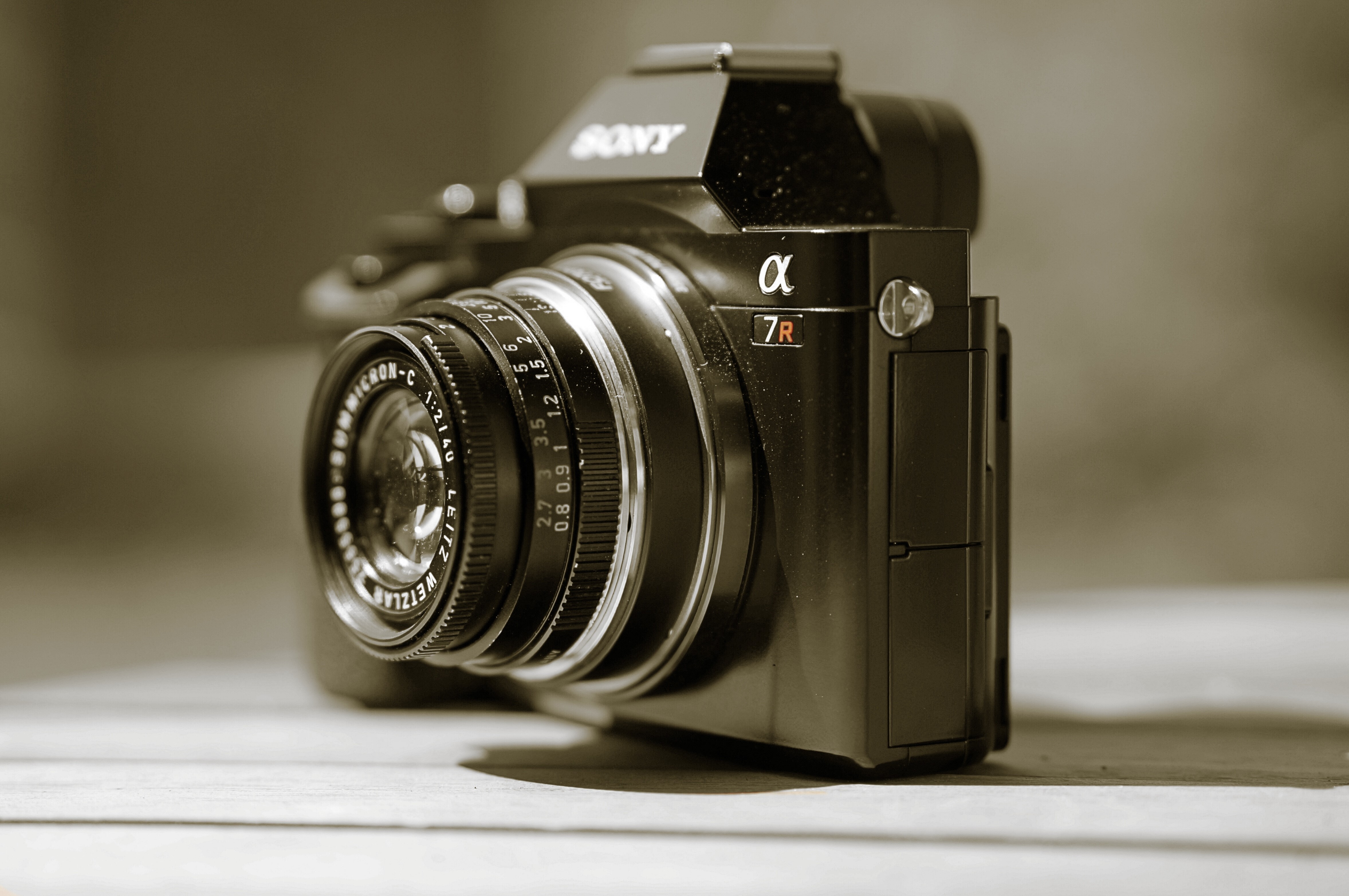 Sony Alpha 7R camera with Leitz lens HD Wallpaper