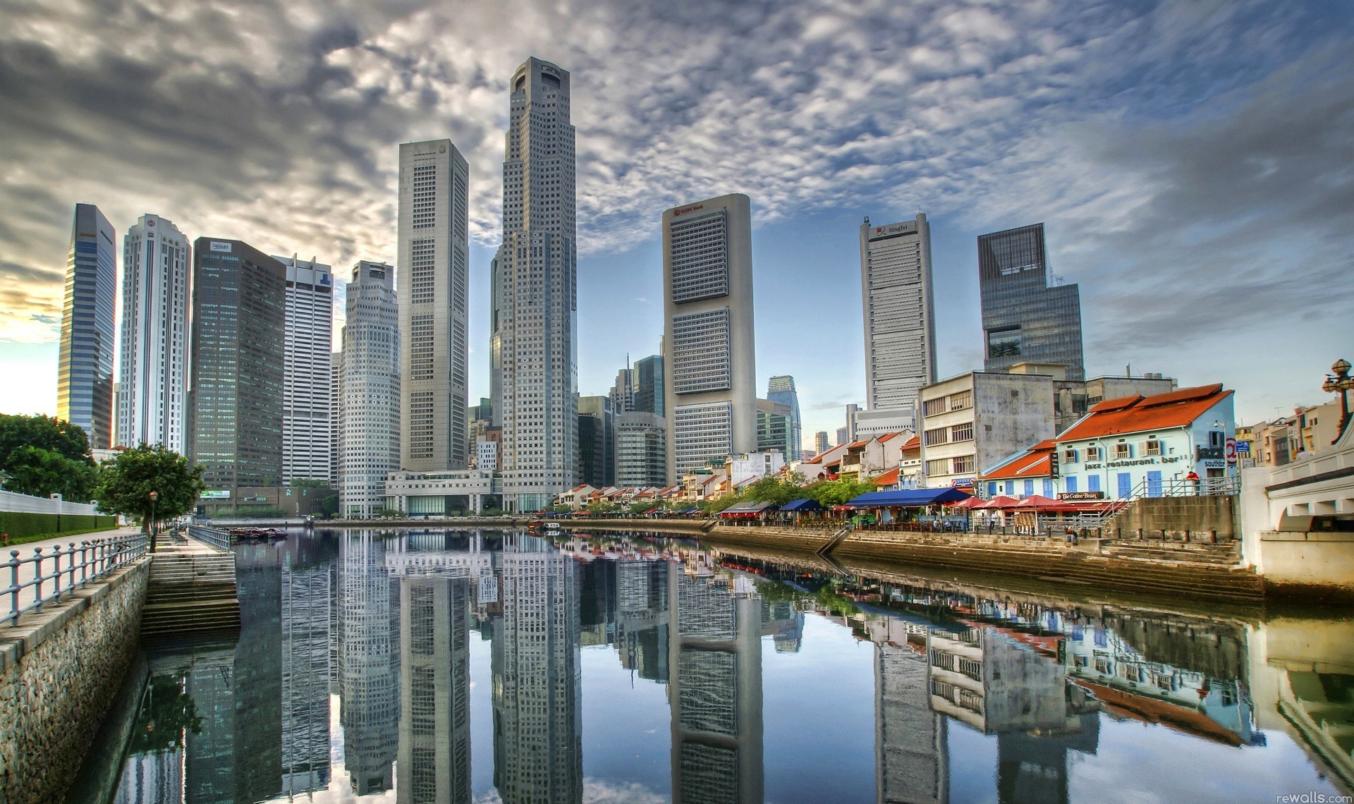 Singapore skyline with river reflections HD Wallpaper