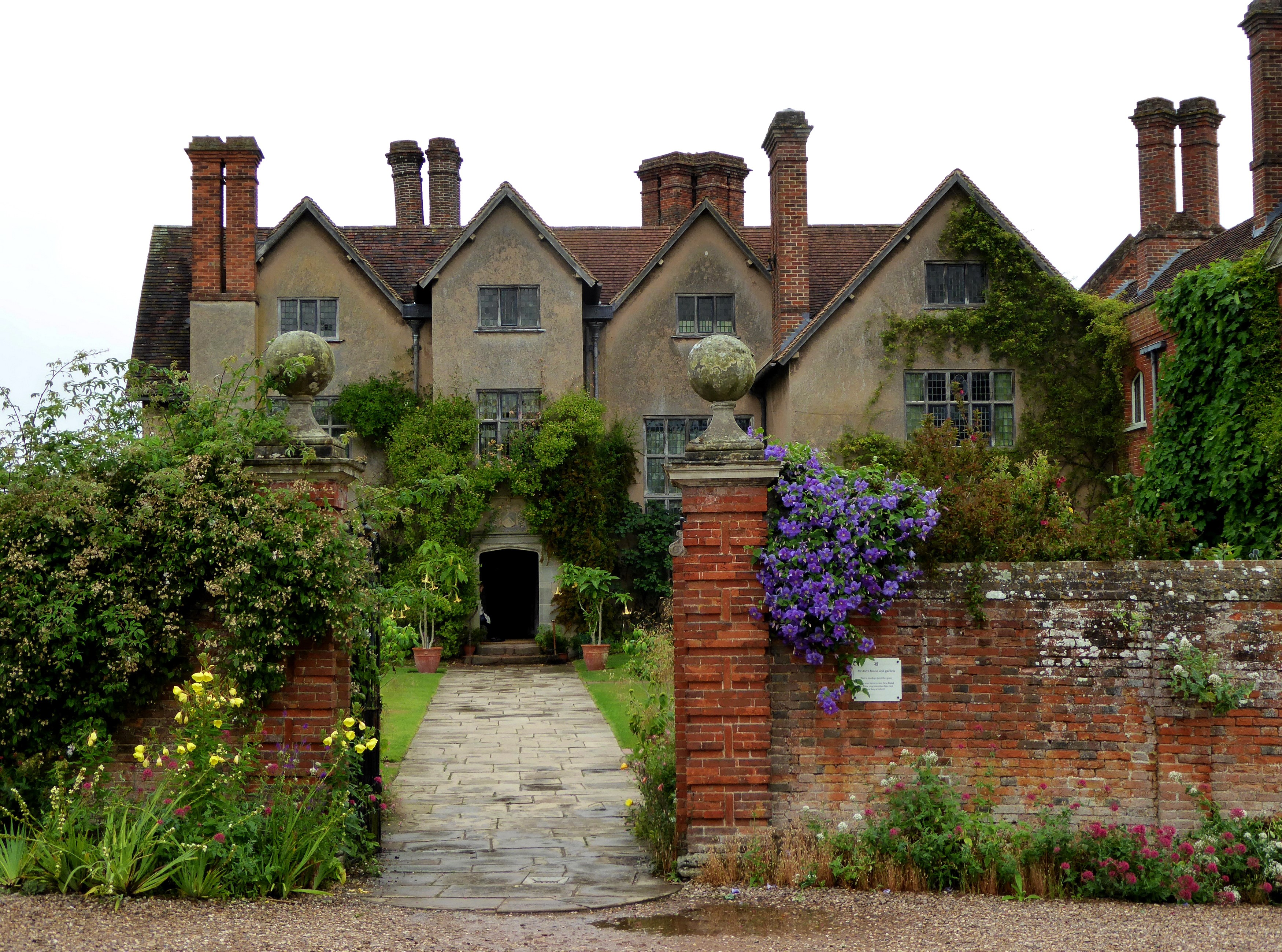 Packwood House, United Kingdom HD Wallpaper