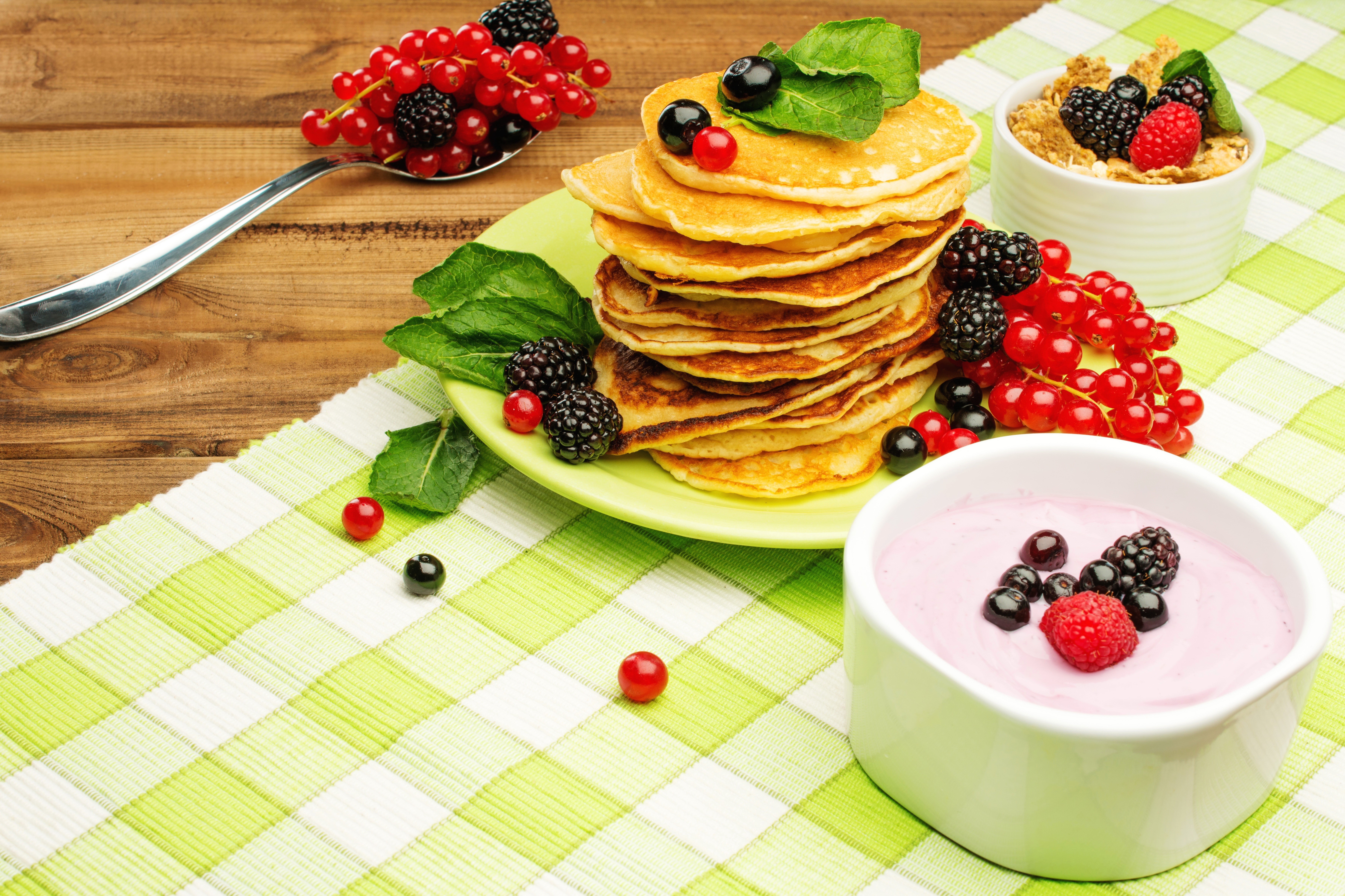 Pancakes with Berries and Yogurt HD Wallpaper