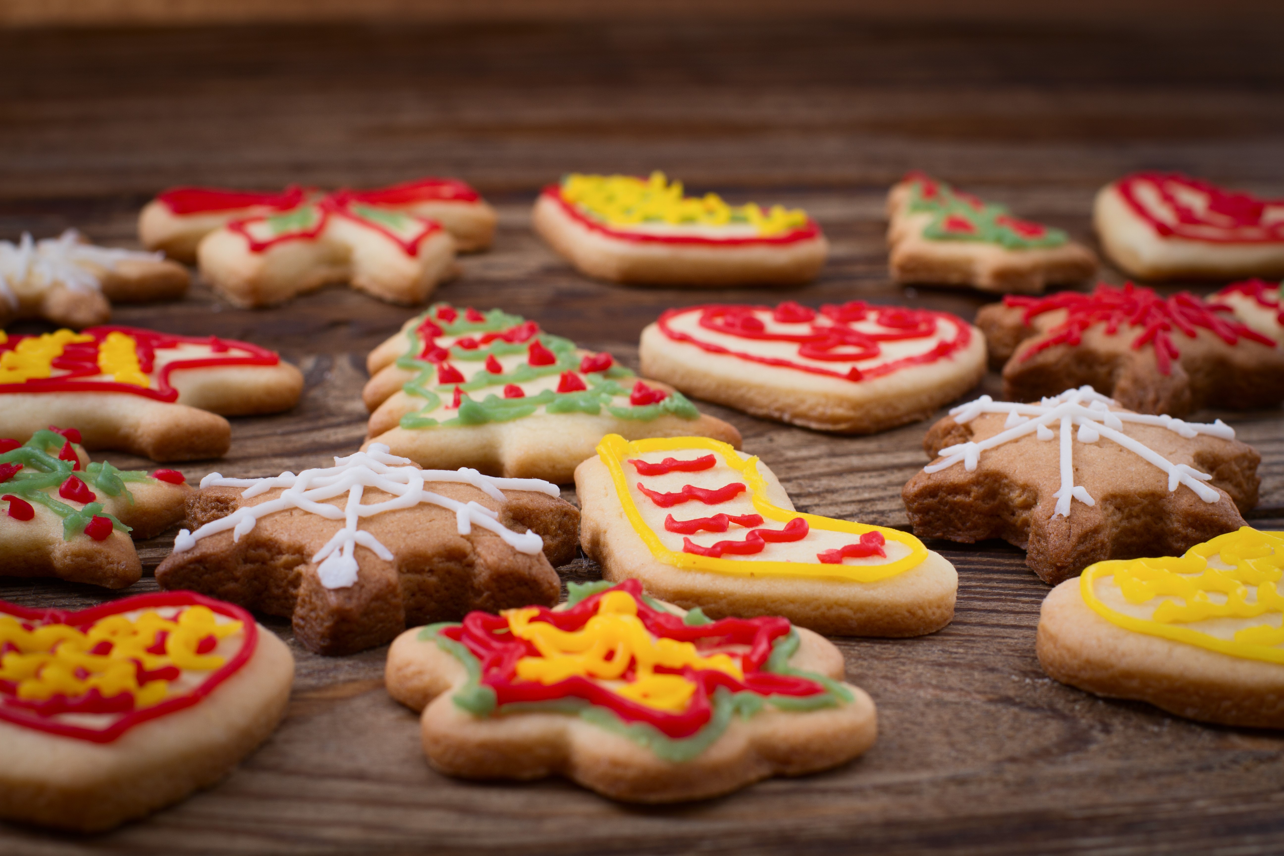 Christmas Cookies Decorated with Icing HD Wallpaper