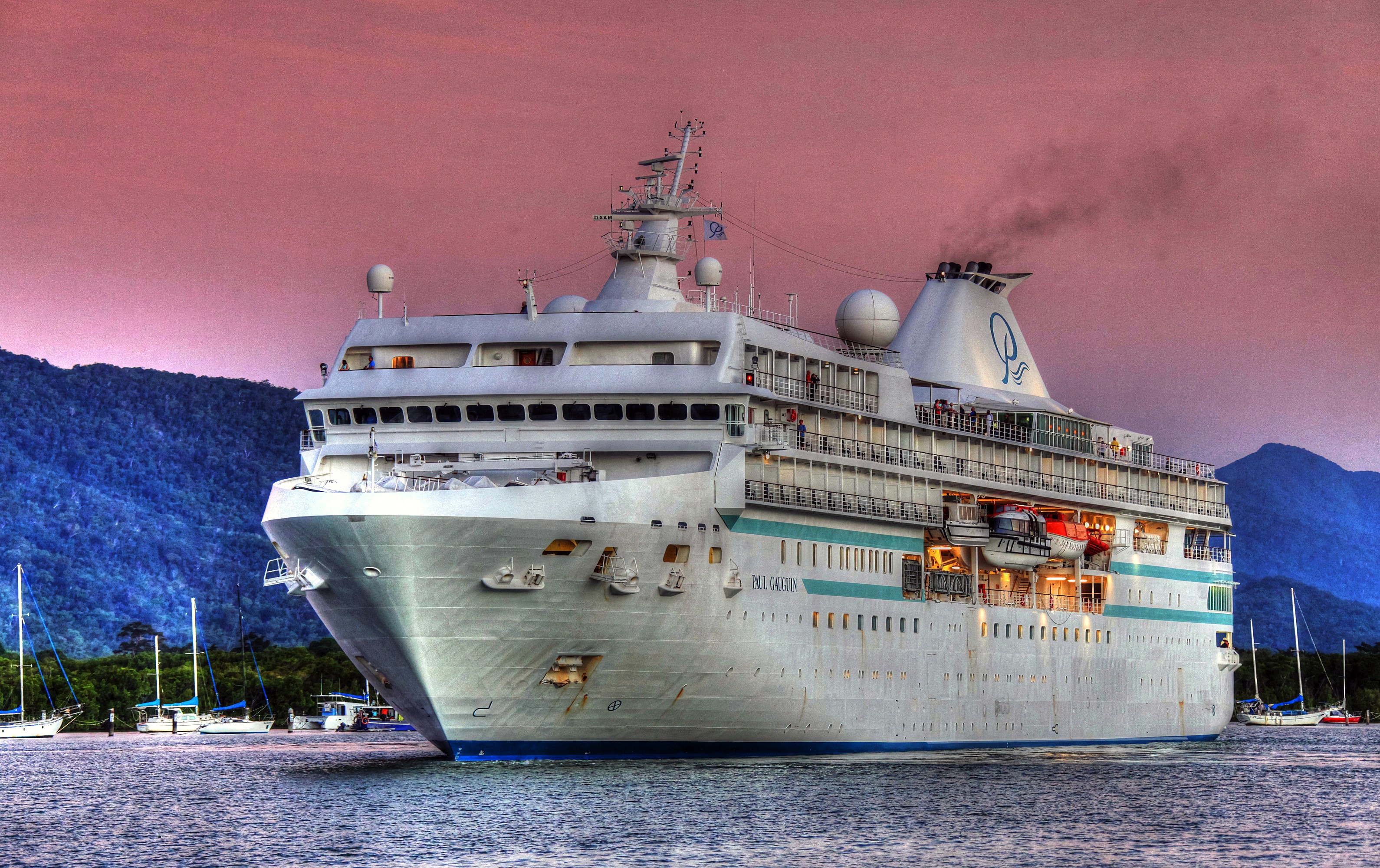Paul Gauguin cruise liner at sunset HD Wallpaper