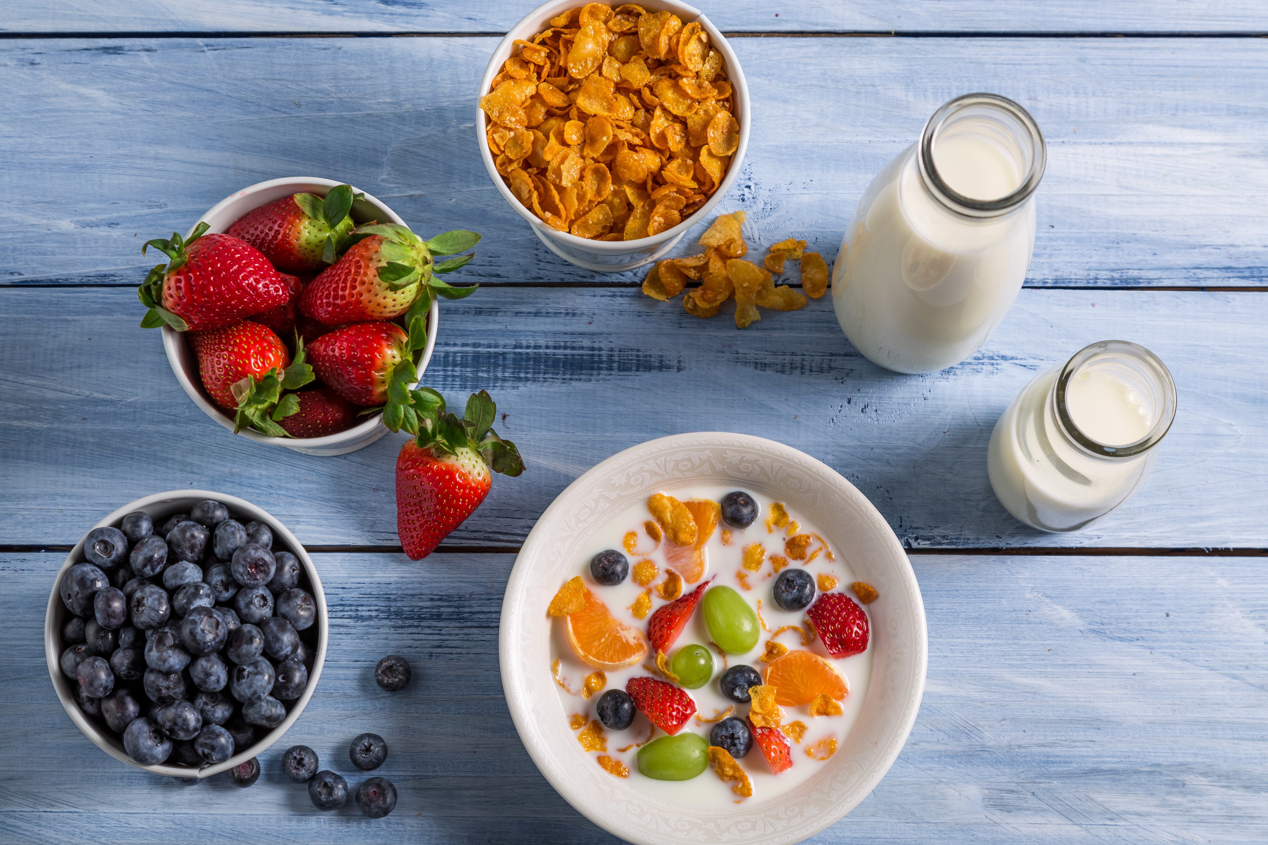 Cereal with Strawberries, Blueberries, and Milk HD Wallpaper