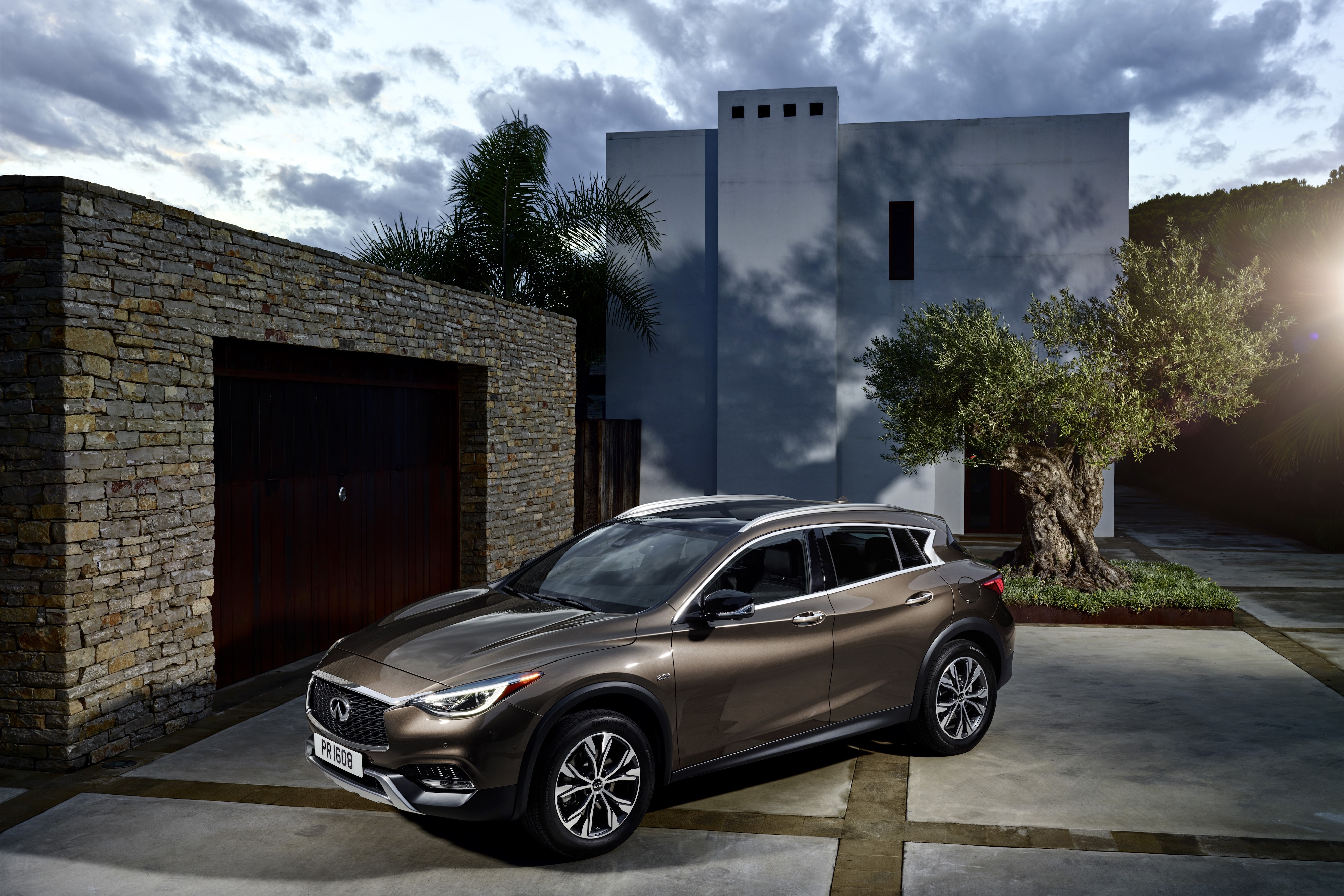 4K 2015 Infiniti QX30 HD Wallpaper