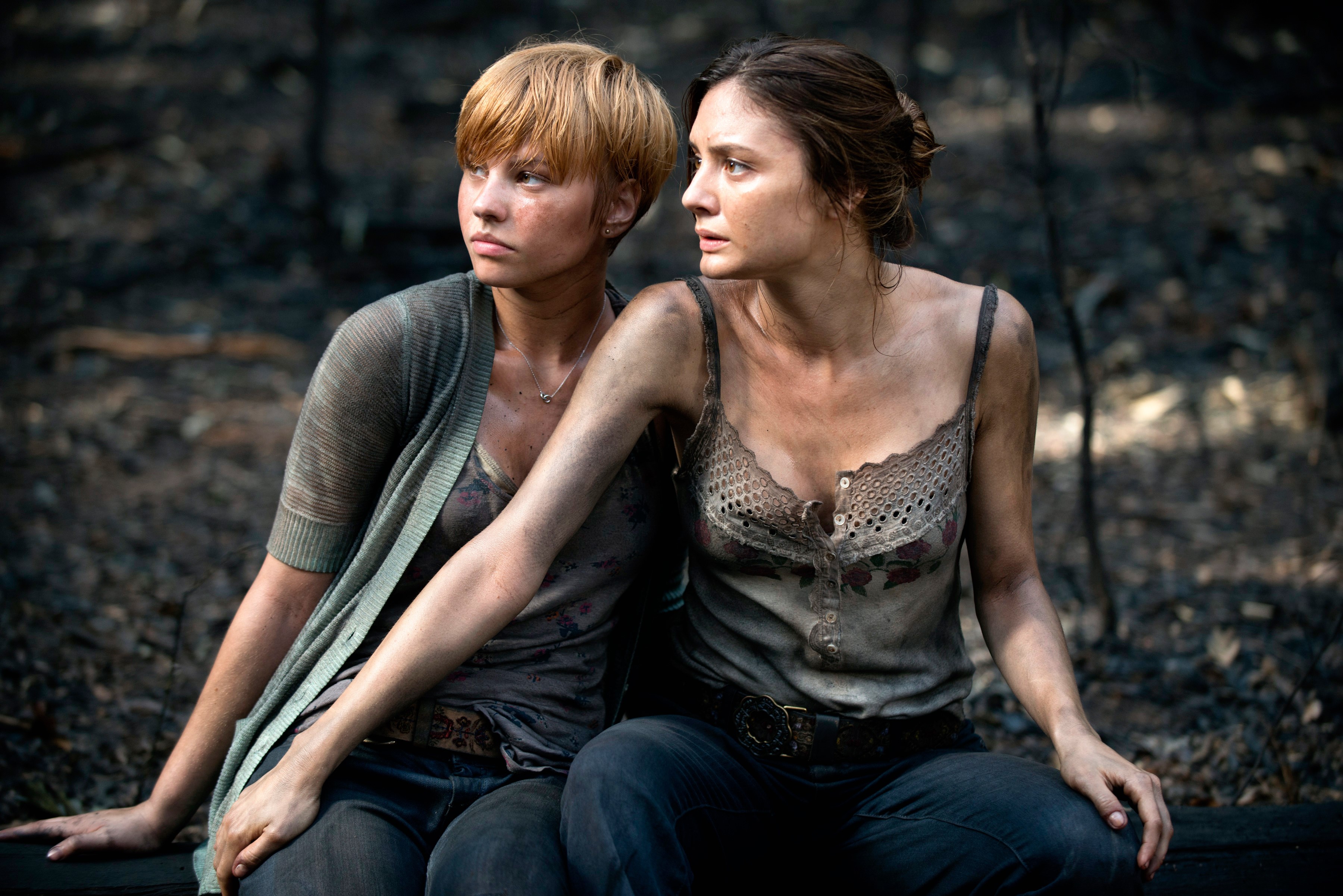 Liz and Christine from The Walking Dead HD Wallpaper