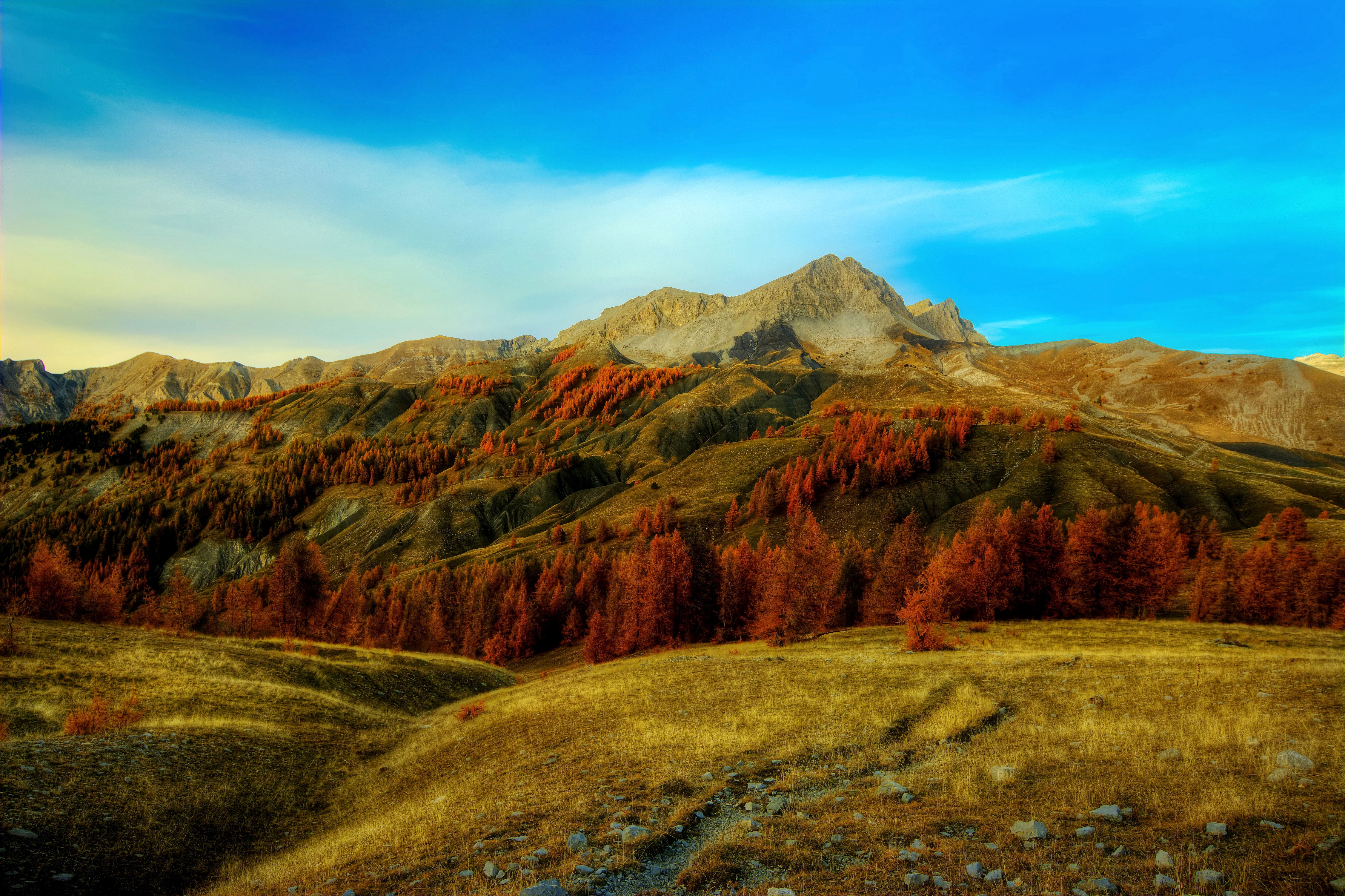 4K Autumn Mountains in the French Alps HD Wallpaper