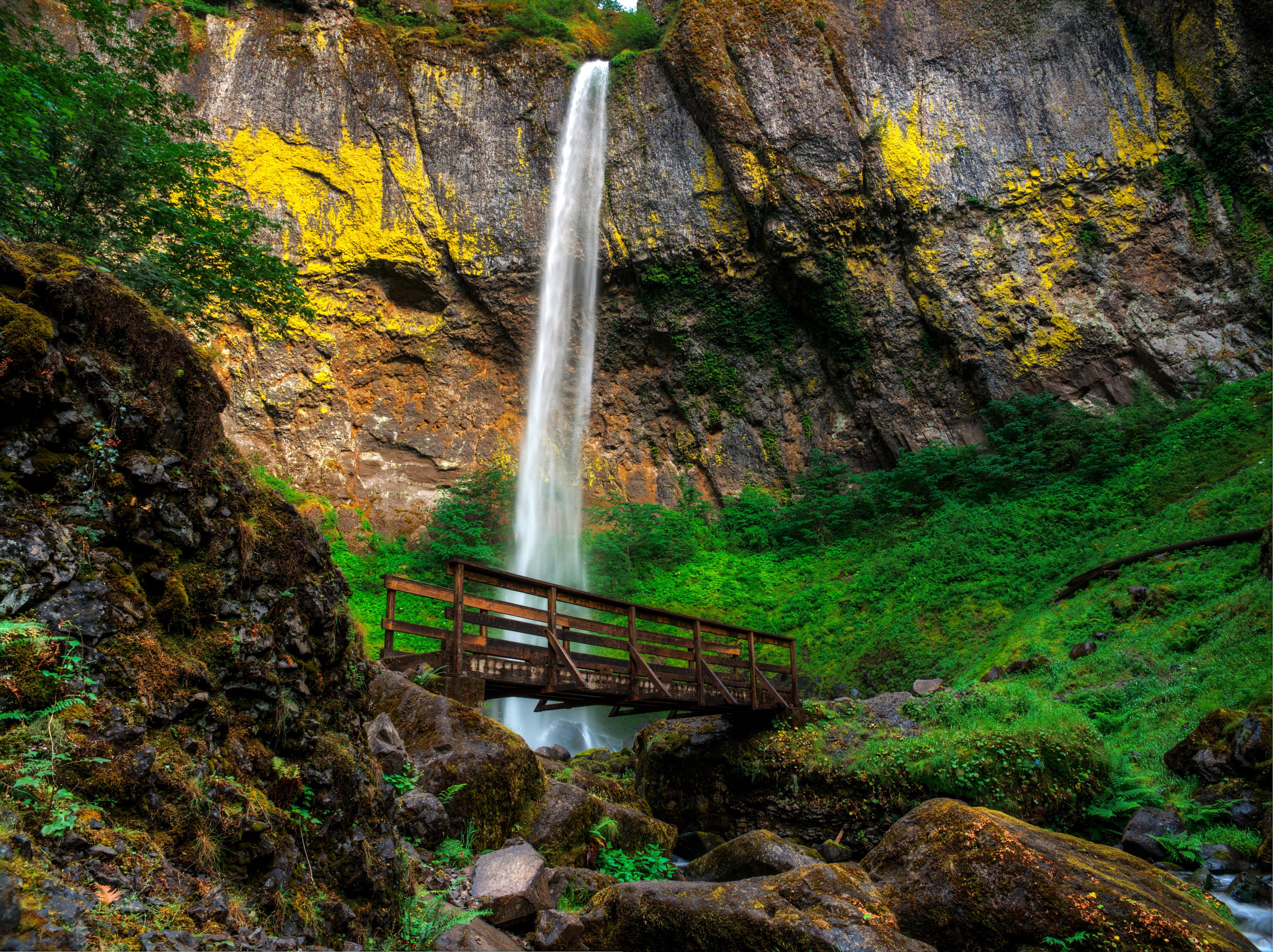 Elowah Falls Oregon USA Waterfall Bridge HD Wallpaper