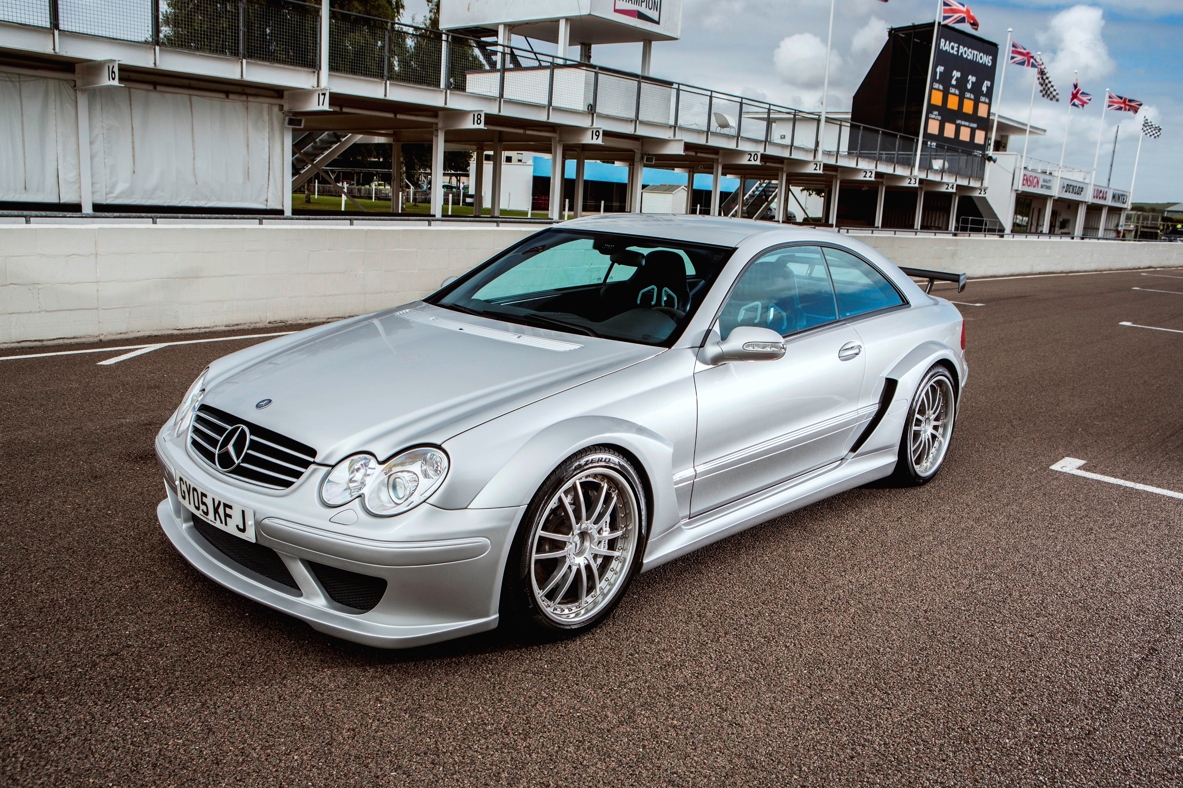 4K 2004 Mercedes-Benz CLK-Class DTM AMG C209 HD Wallpaper