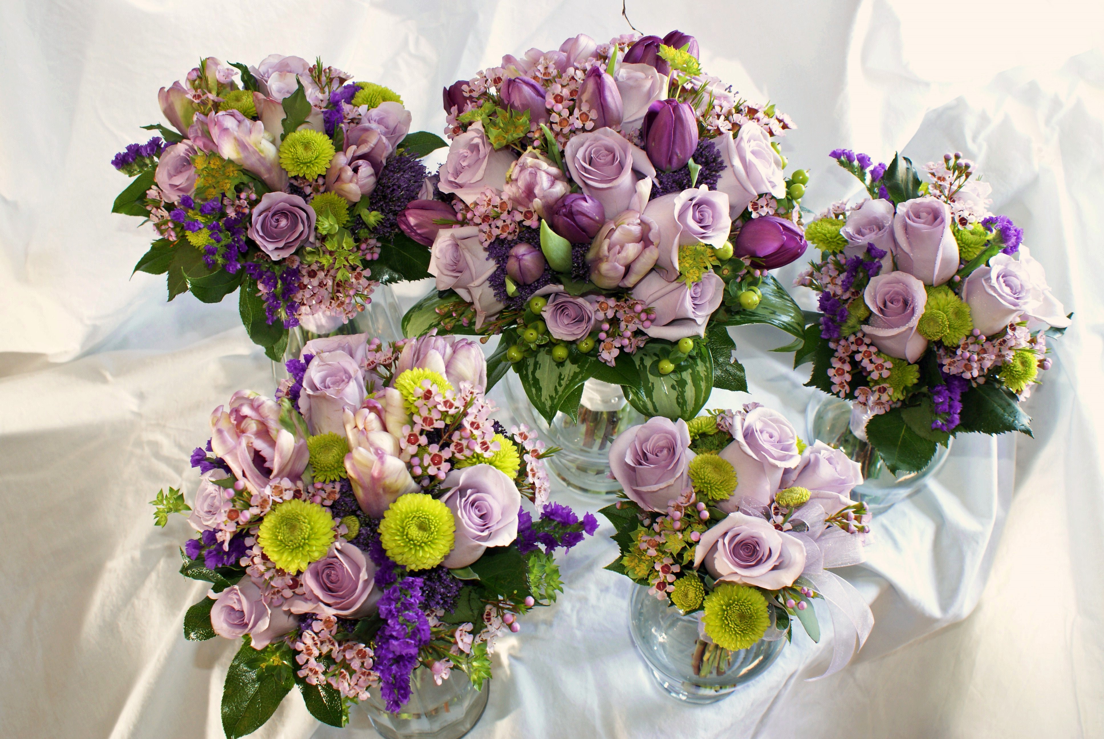 Bouquets of Roses and Tulips HD Wallpaper