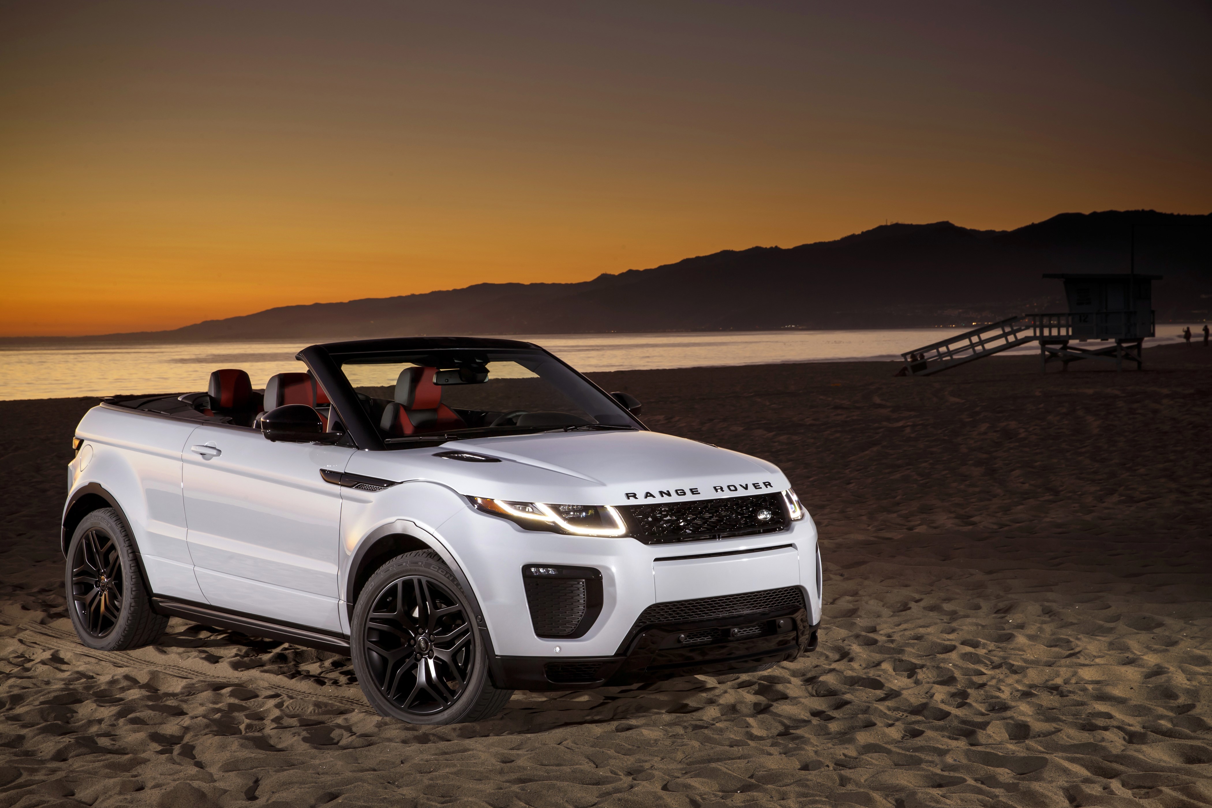 White 2015 Range Rover Evoque Convertible on Beach HD Wallpaper