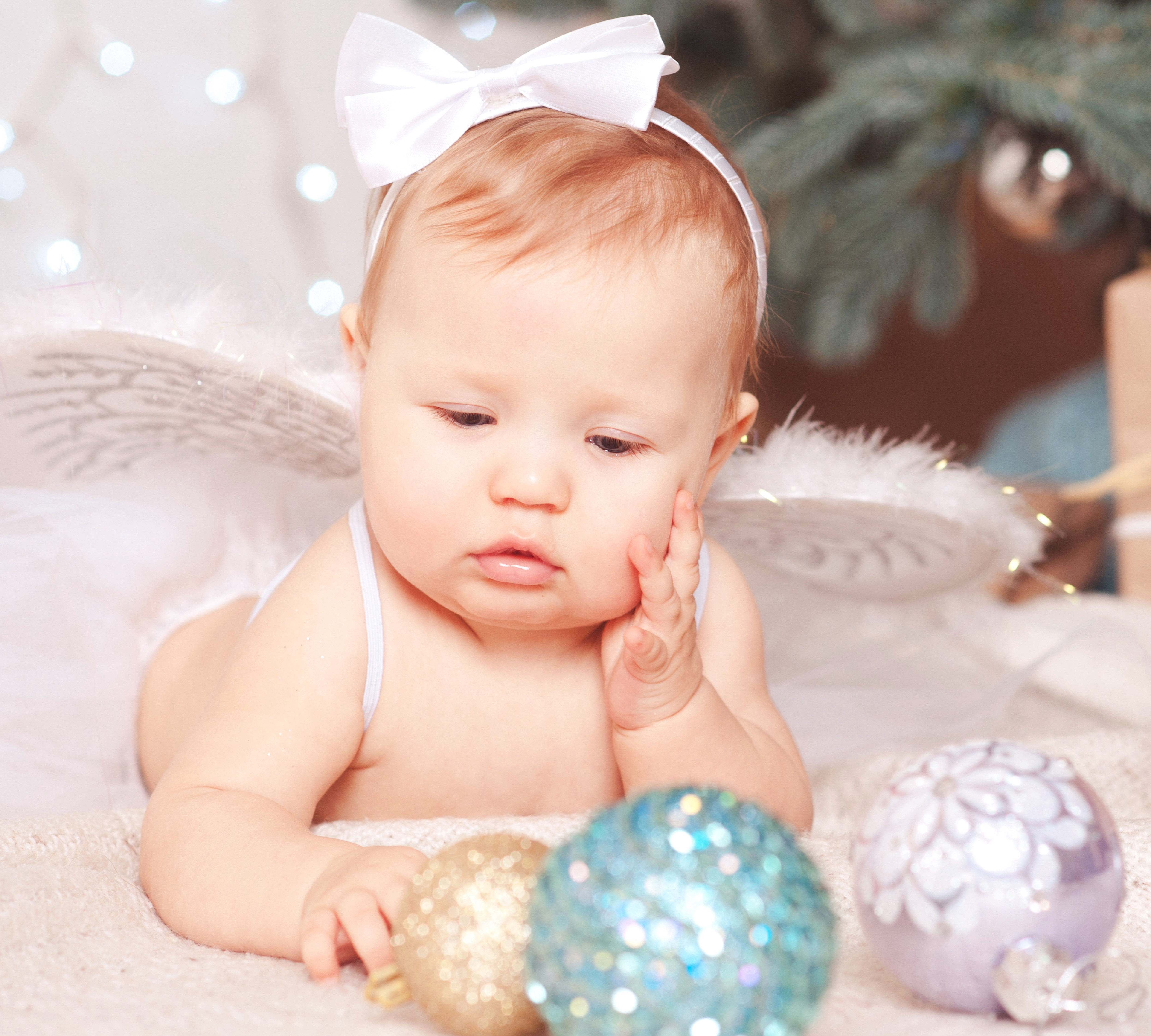 Baby Angel with Christmas Ornaments HD Wallpaper