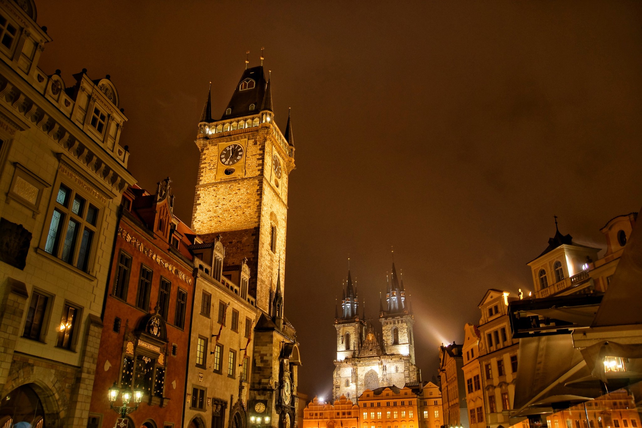 Prague Old Town Square at Night HD Wallpaper