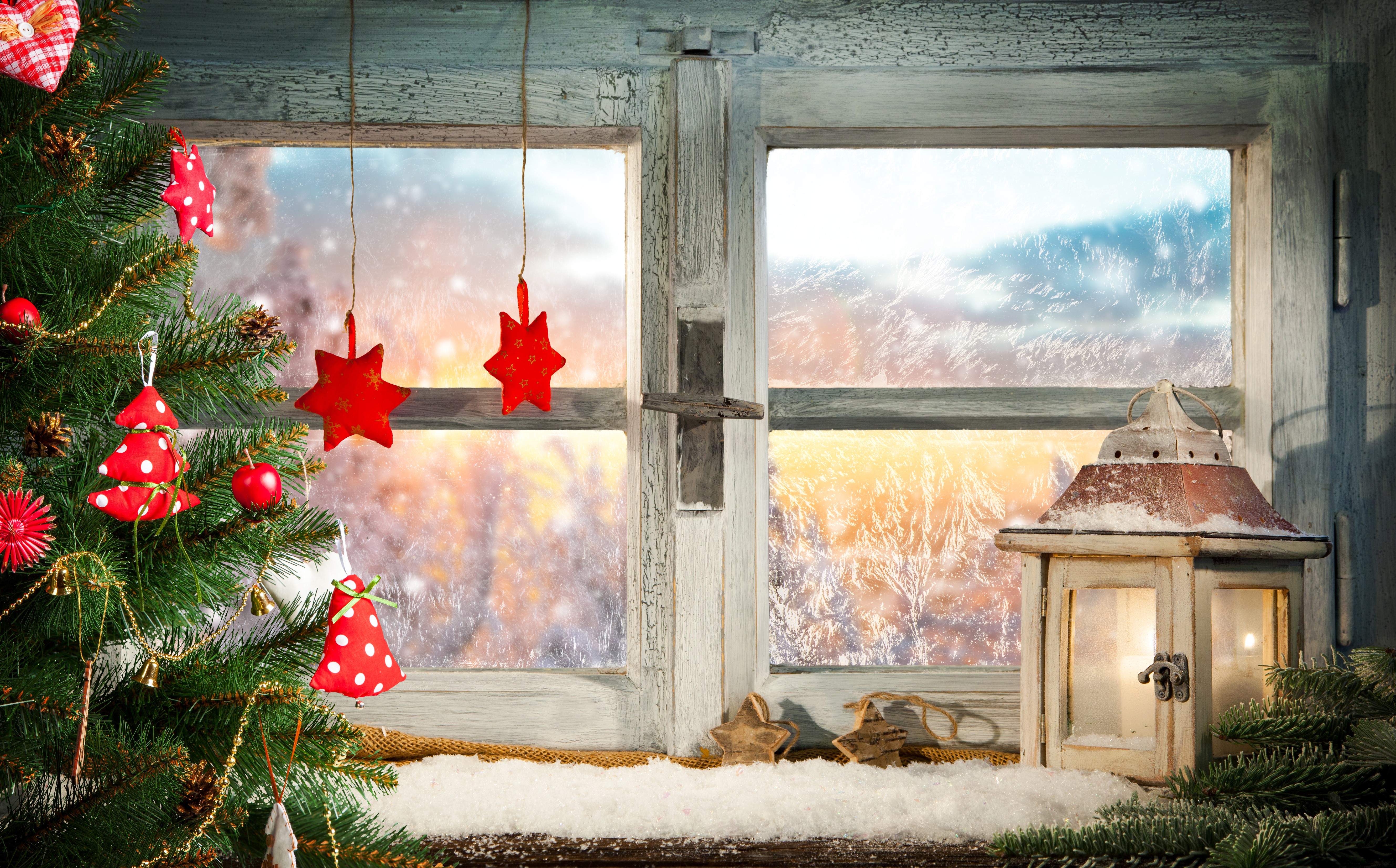 Christmas tree and window with snowy landscape HD Wallpaper