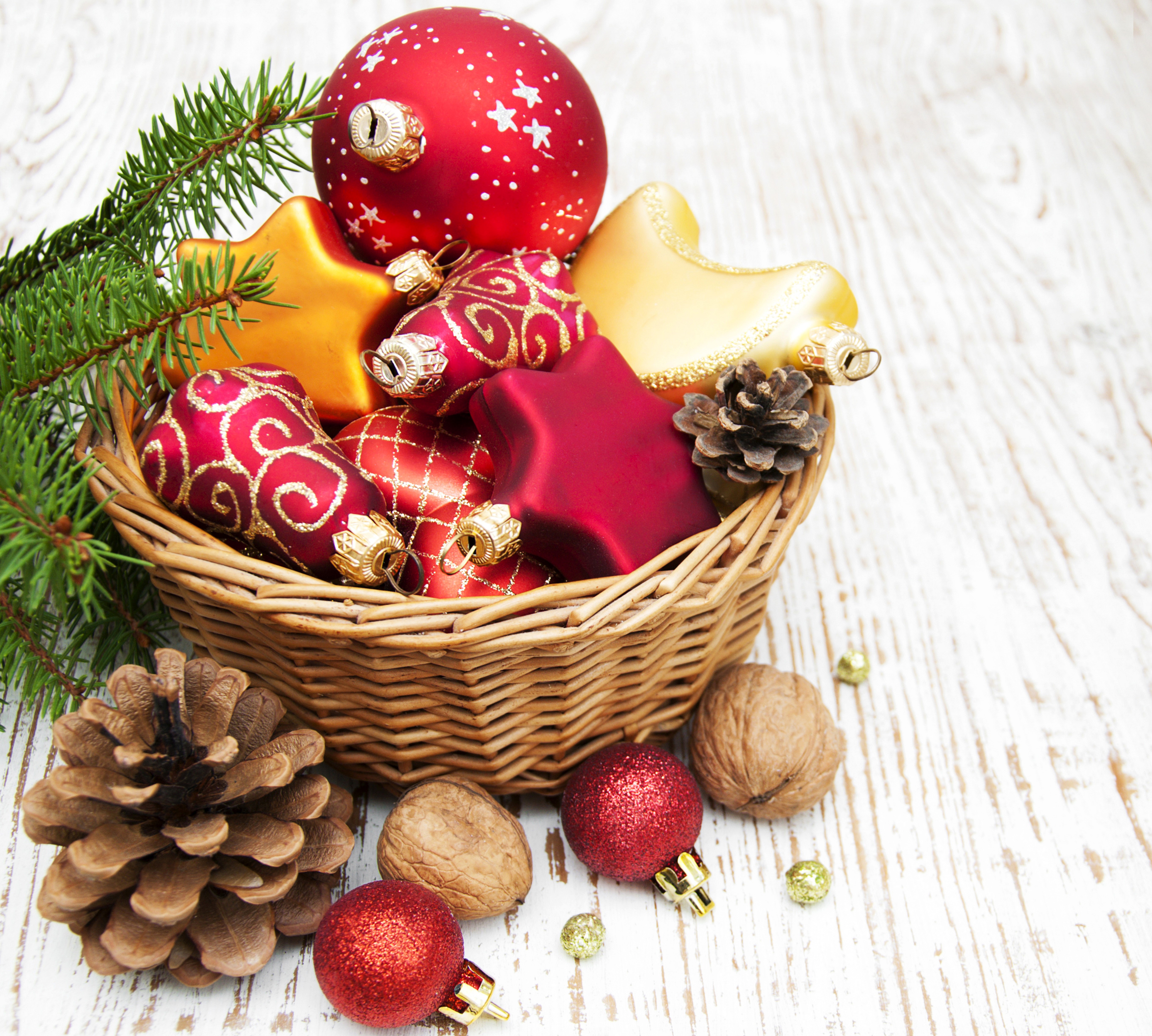 Christmas Ornaments in a Wicker Basket with Pine Cone and Nuts HD Wallpaper