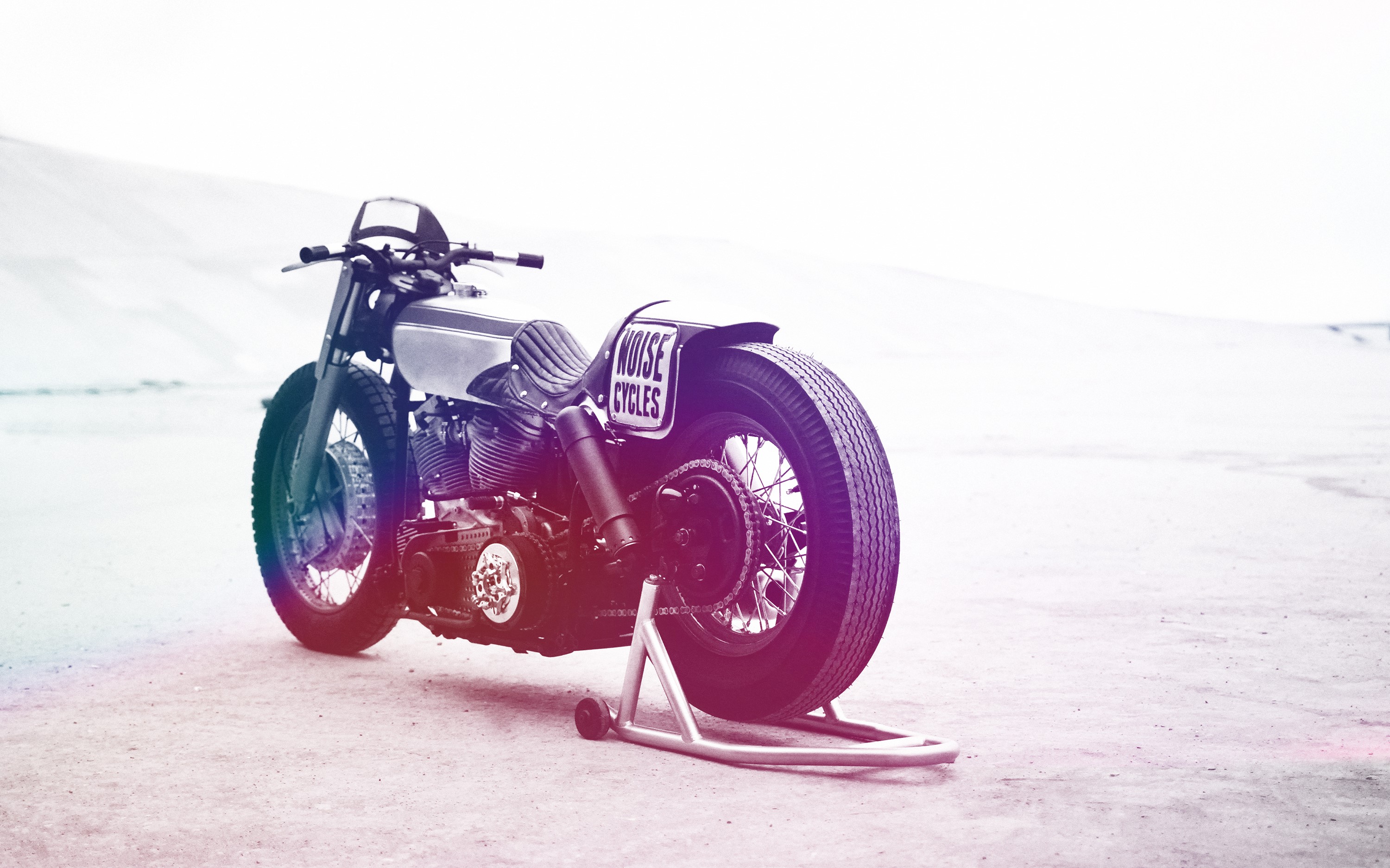 Custom Harley-Davidson Panhead Motorcycle on Stand HD Wallpaper