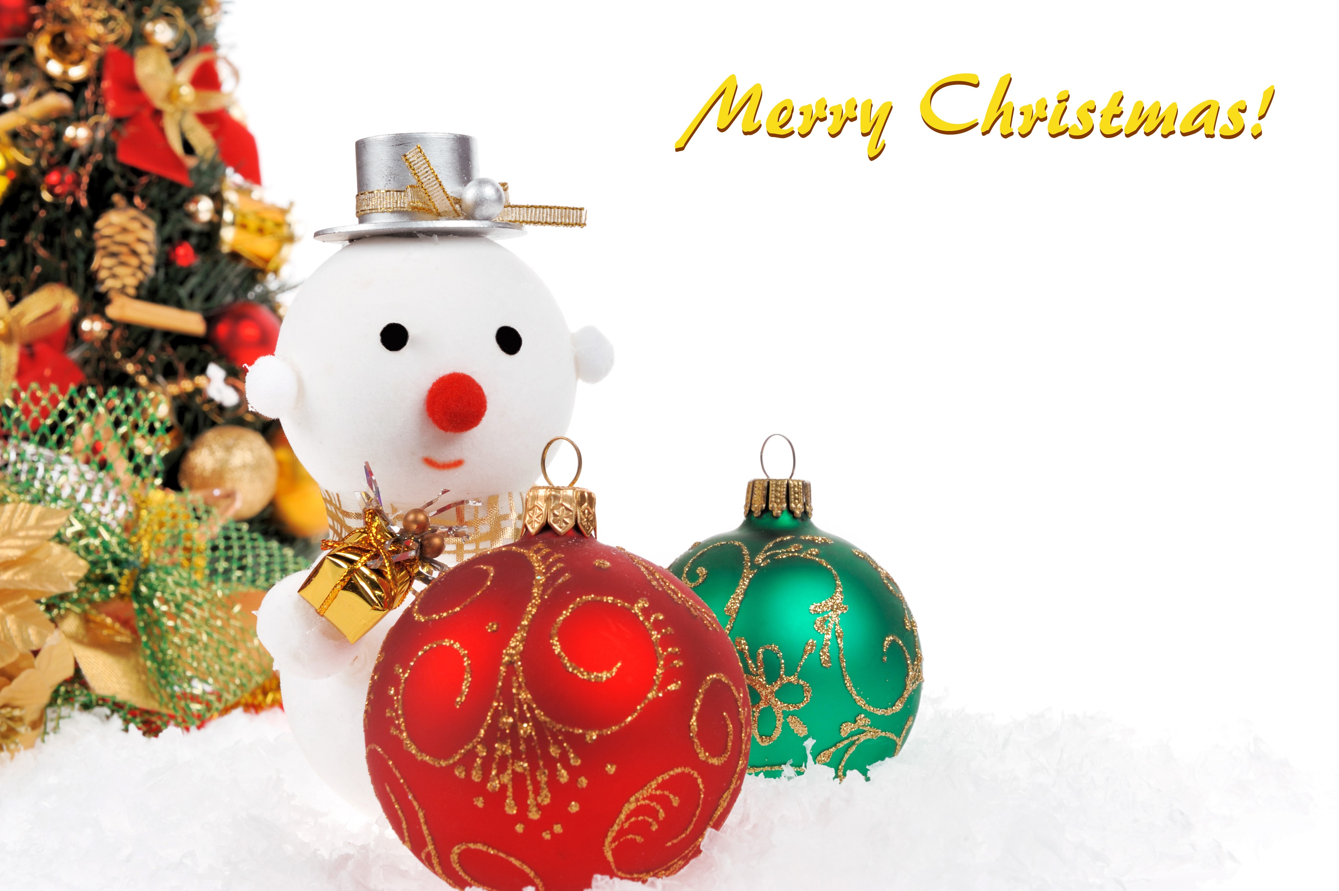 Christmas Snowman with Ornaments and Tree HD Wallpaper