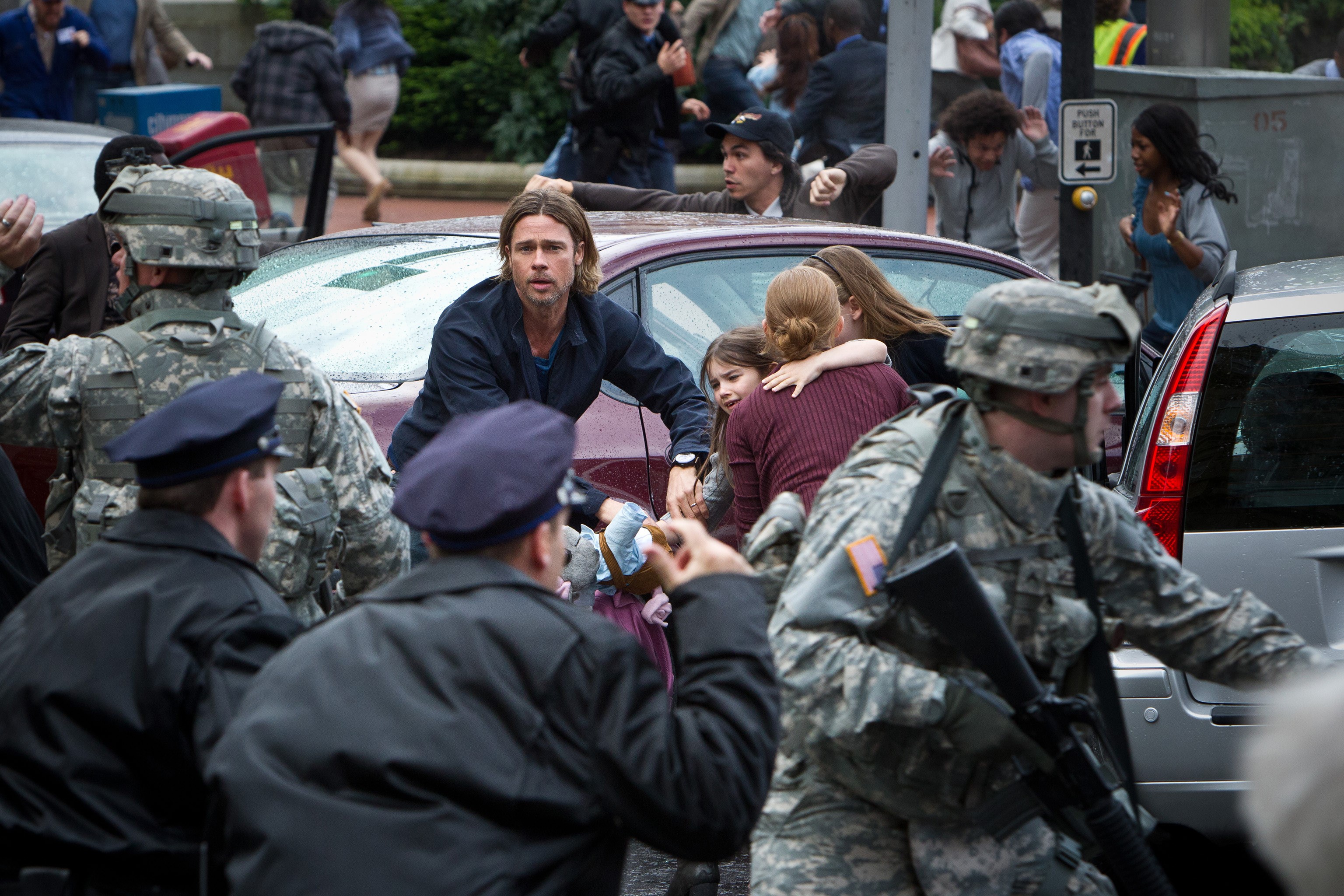 Gerry Lane from World War Z (film) HD Wallpaper