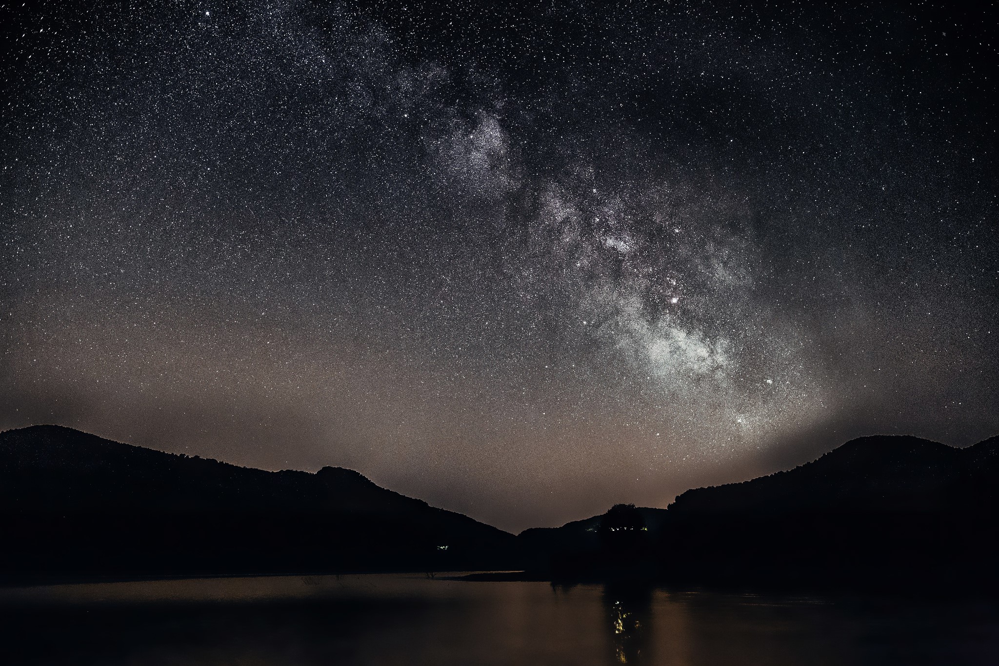Milky Way over mountains and lake at night HD Wallpaper