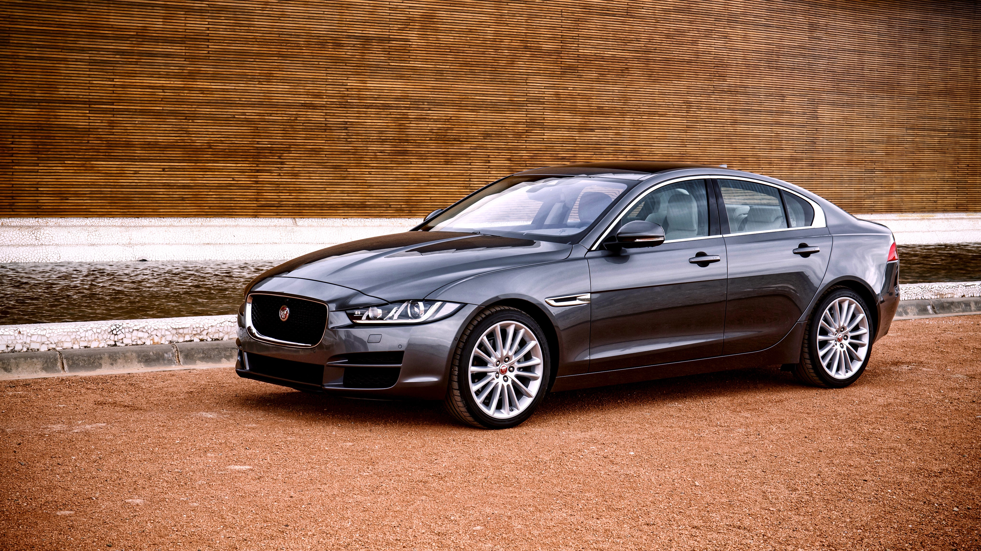 4K Jaguar 2015 XE HD Wallpaper