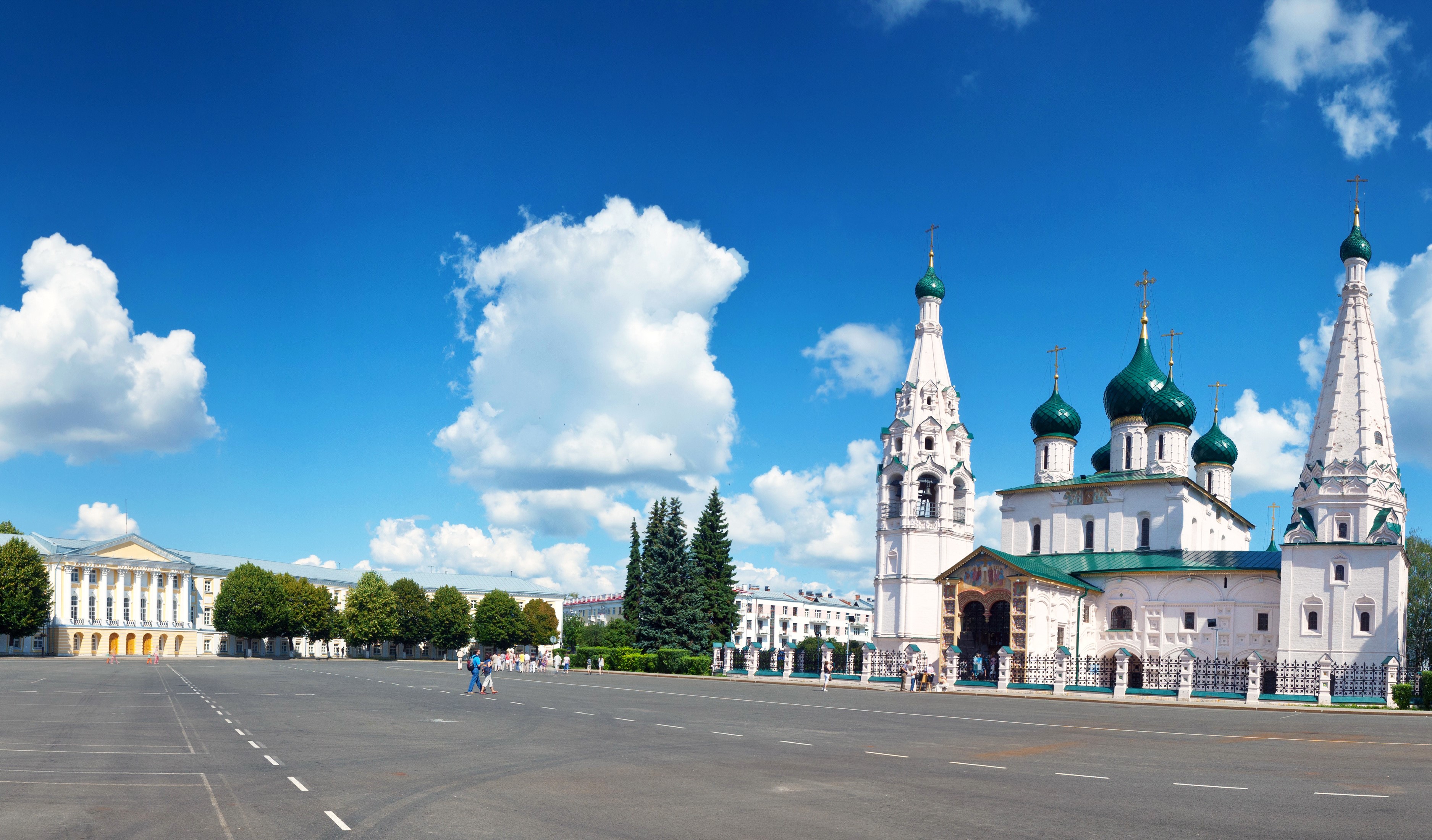 Church of Elijah the Prophet, Yaroslavl, Russia HD Wallpaper