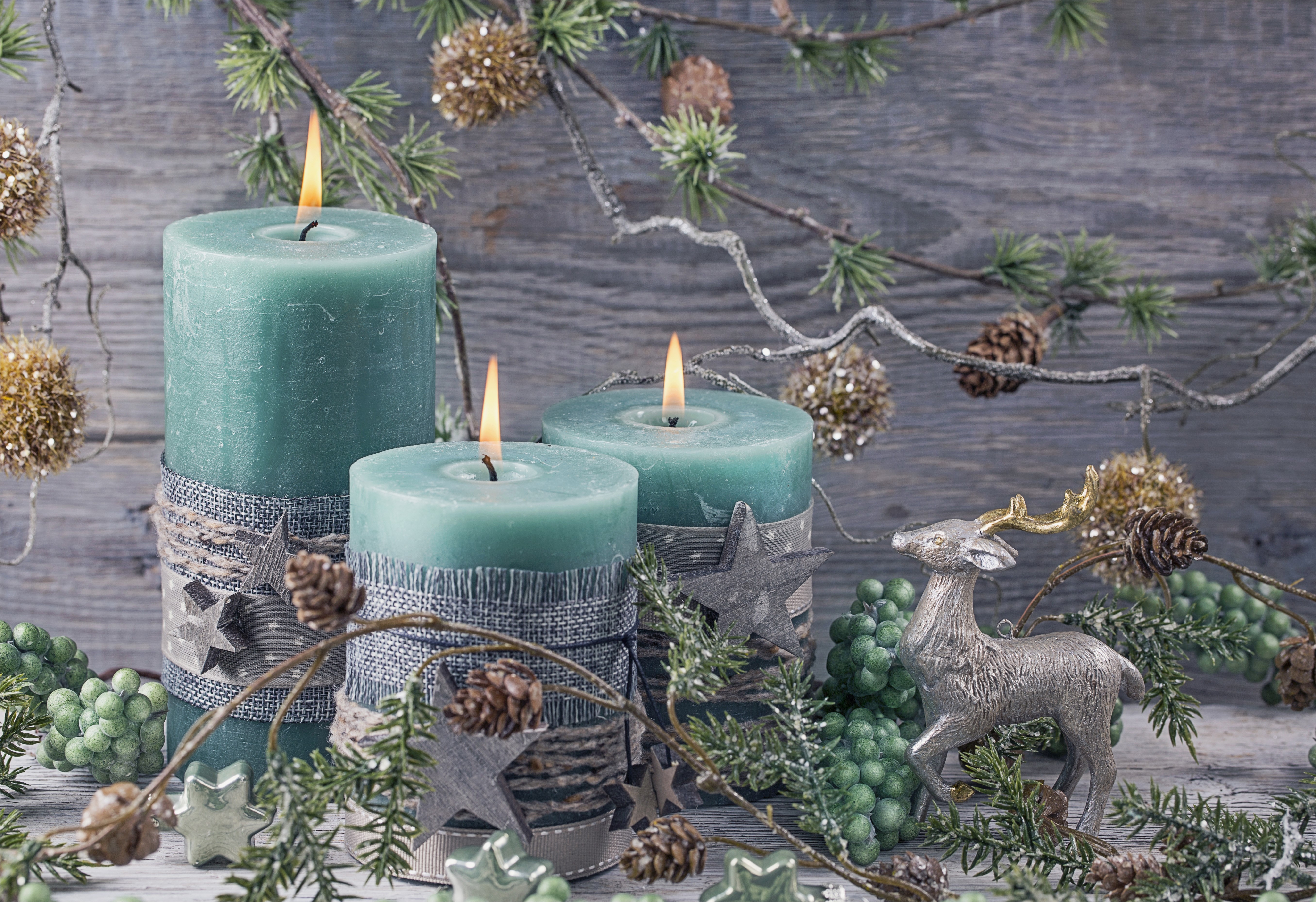Christmas Candles with Deer and Pine Cones HD Wallpaper