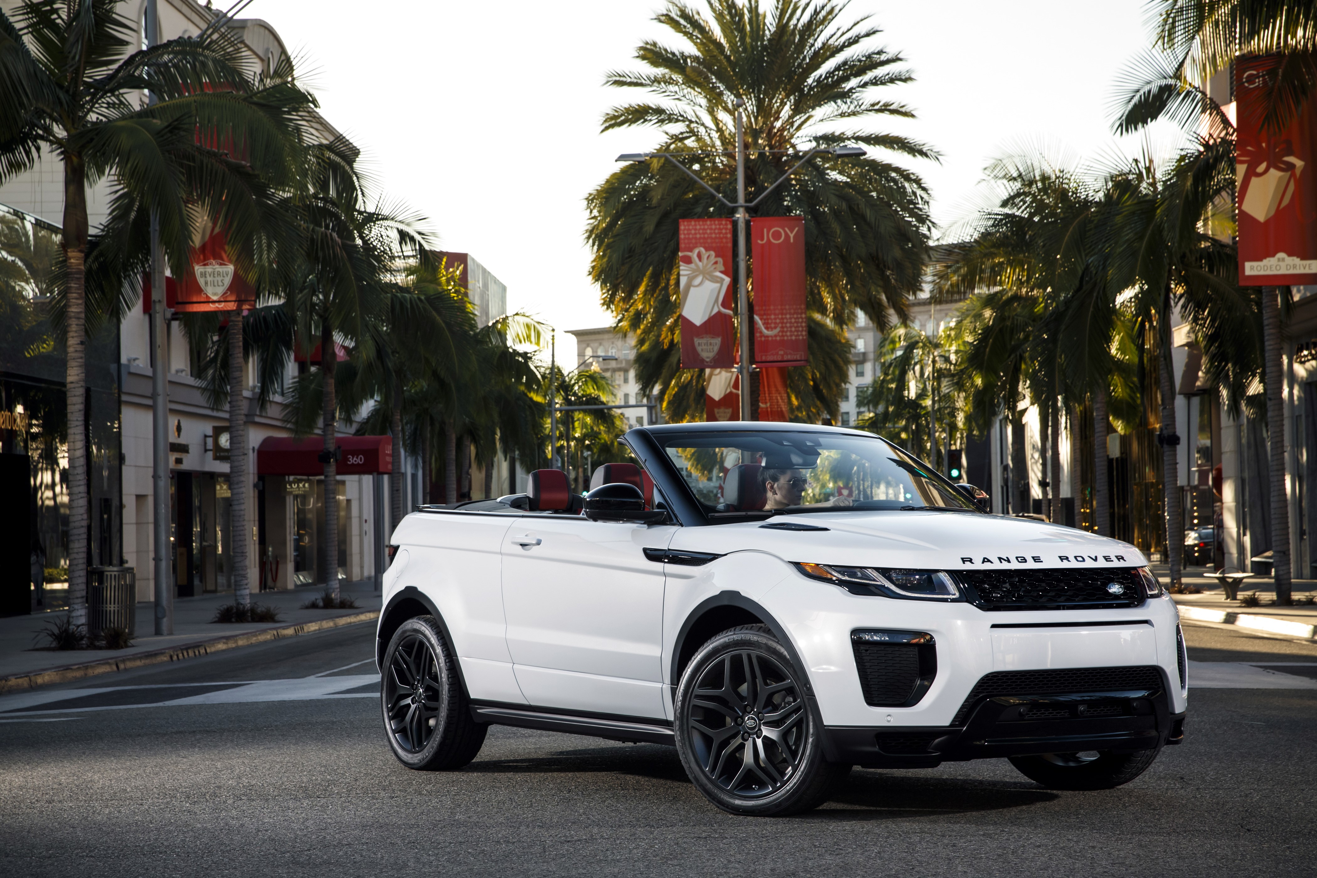 2015 Range Rover Evoque Convertible on Rodeo Drive HD Wallpaper