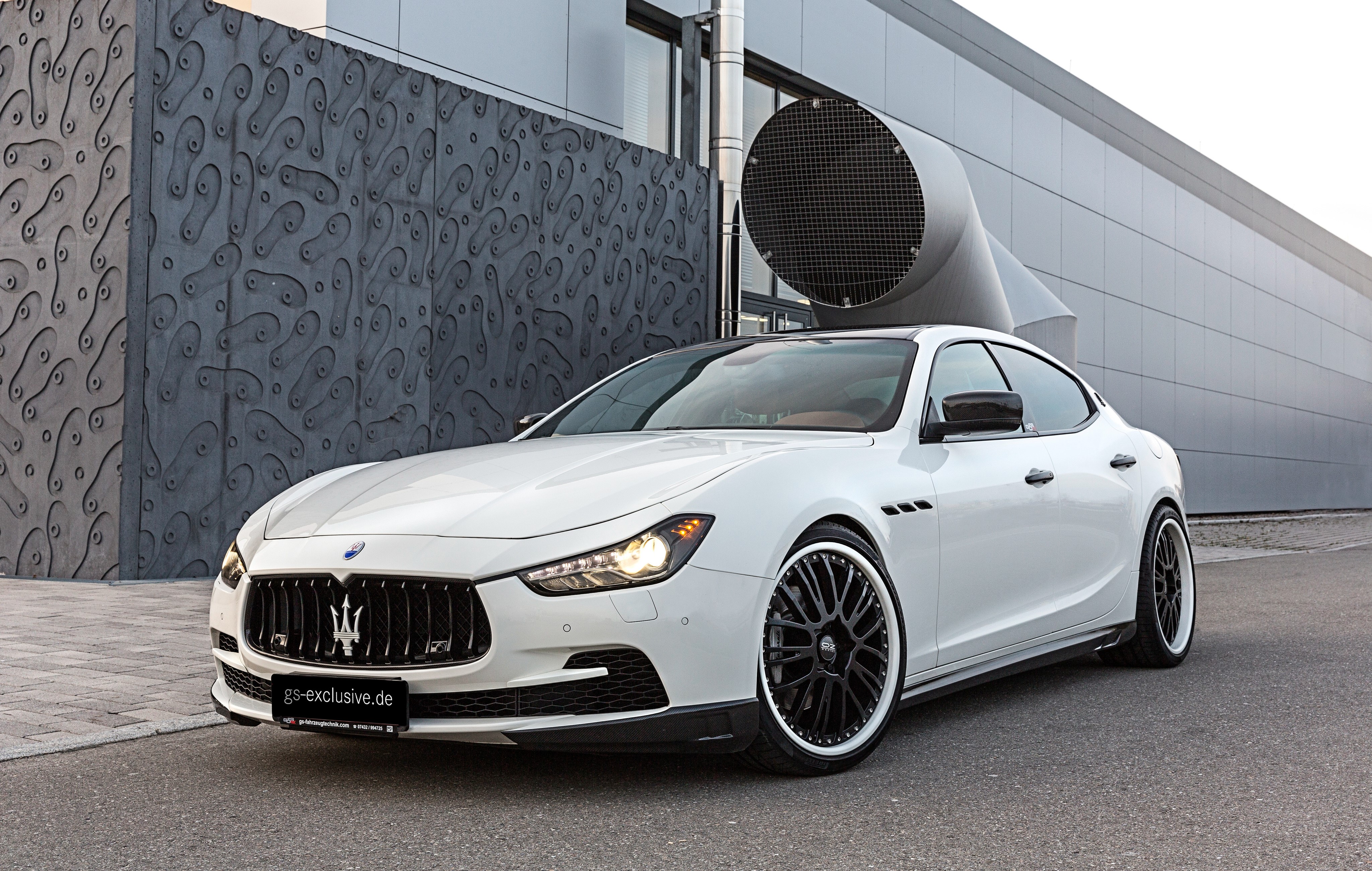 4K 2015 Maserati Ghibli HD Wallpaper