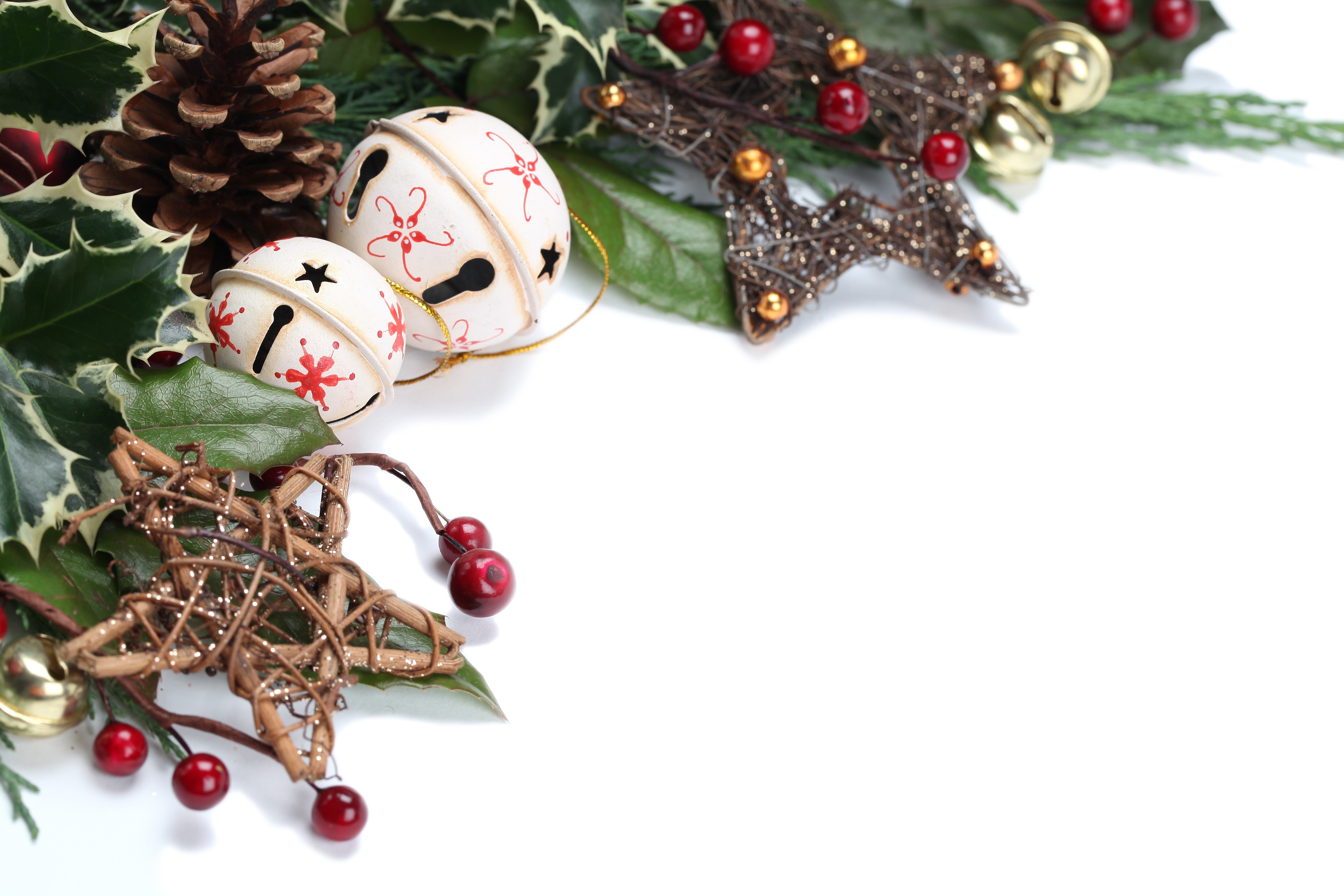 Christmas Decorations with Holly and Pine Cone HD Wallpaper