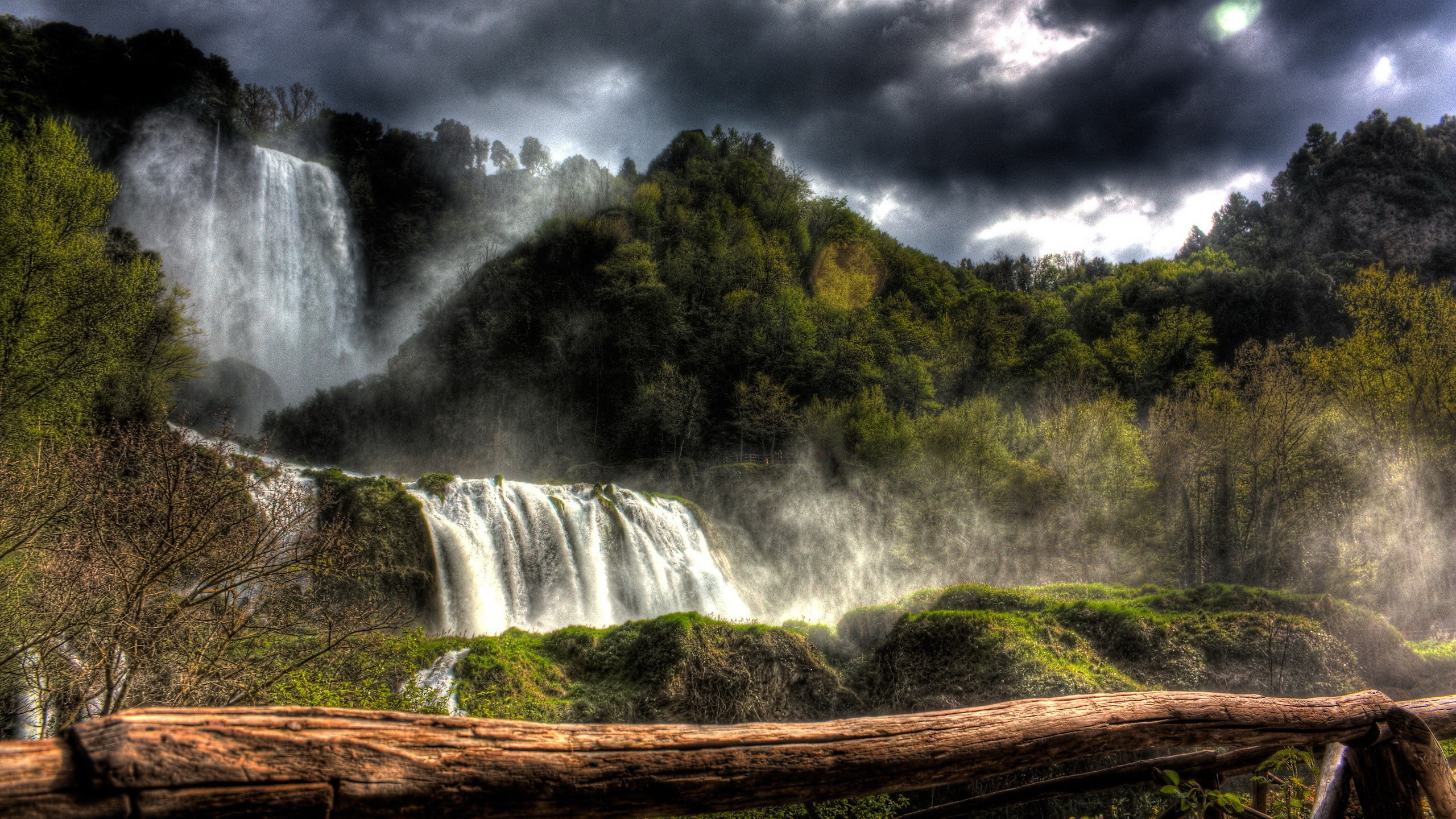 Marmore Waterfalls in Umbria, Italy HD Wallpaper