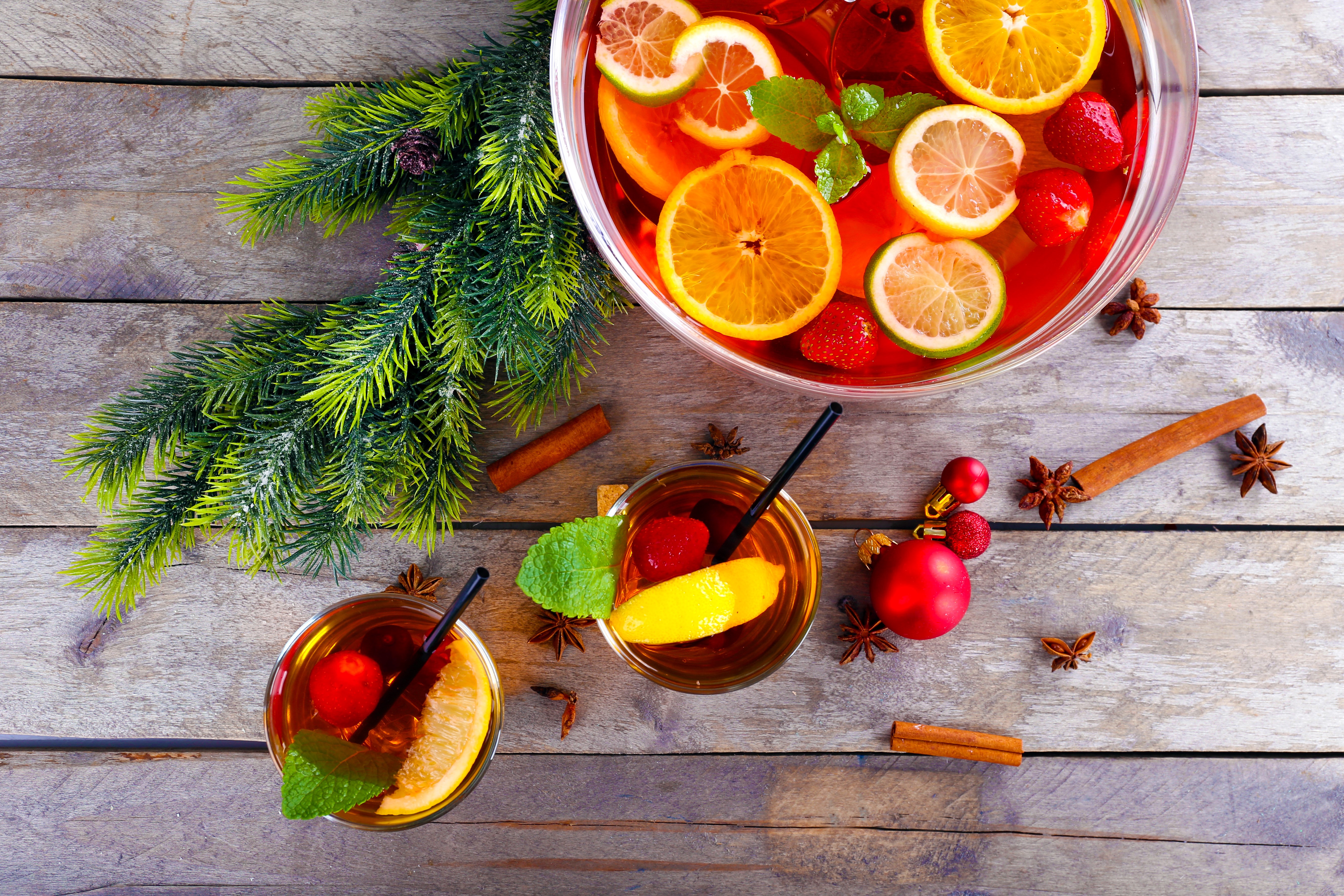 Christmas Punch and Drinks with Fruit and Cinnamon HD Wallpaper
