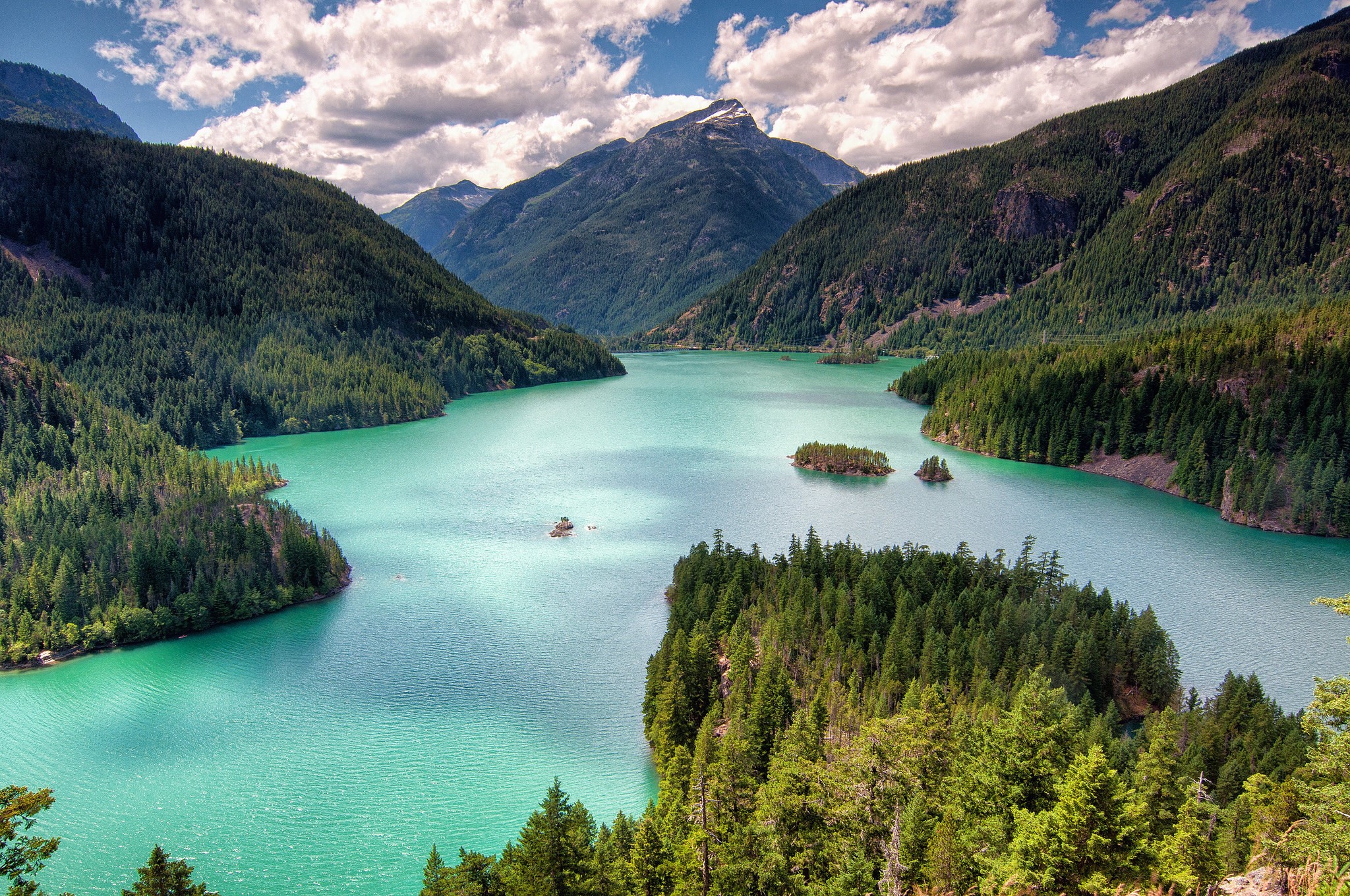 Diablo Lake in North Cascades National Park, Washington HD Wallpaper
