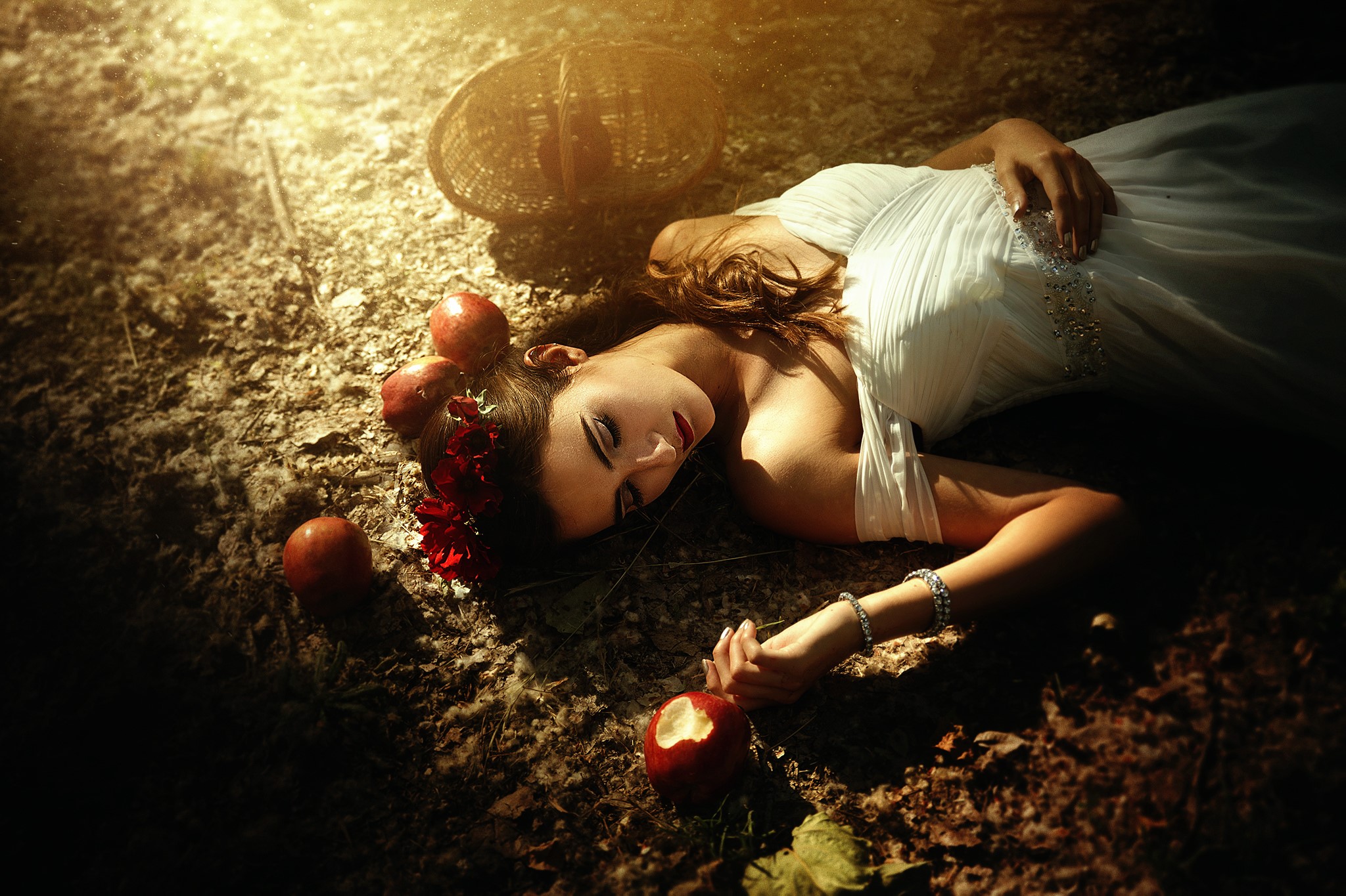 Woman in white dress lying with apples HD Wallpaper