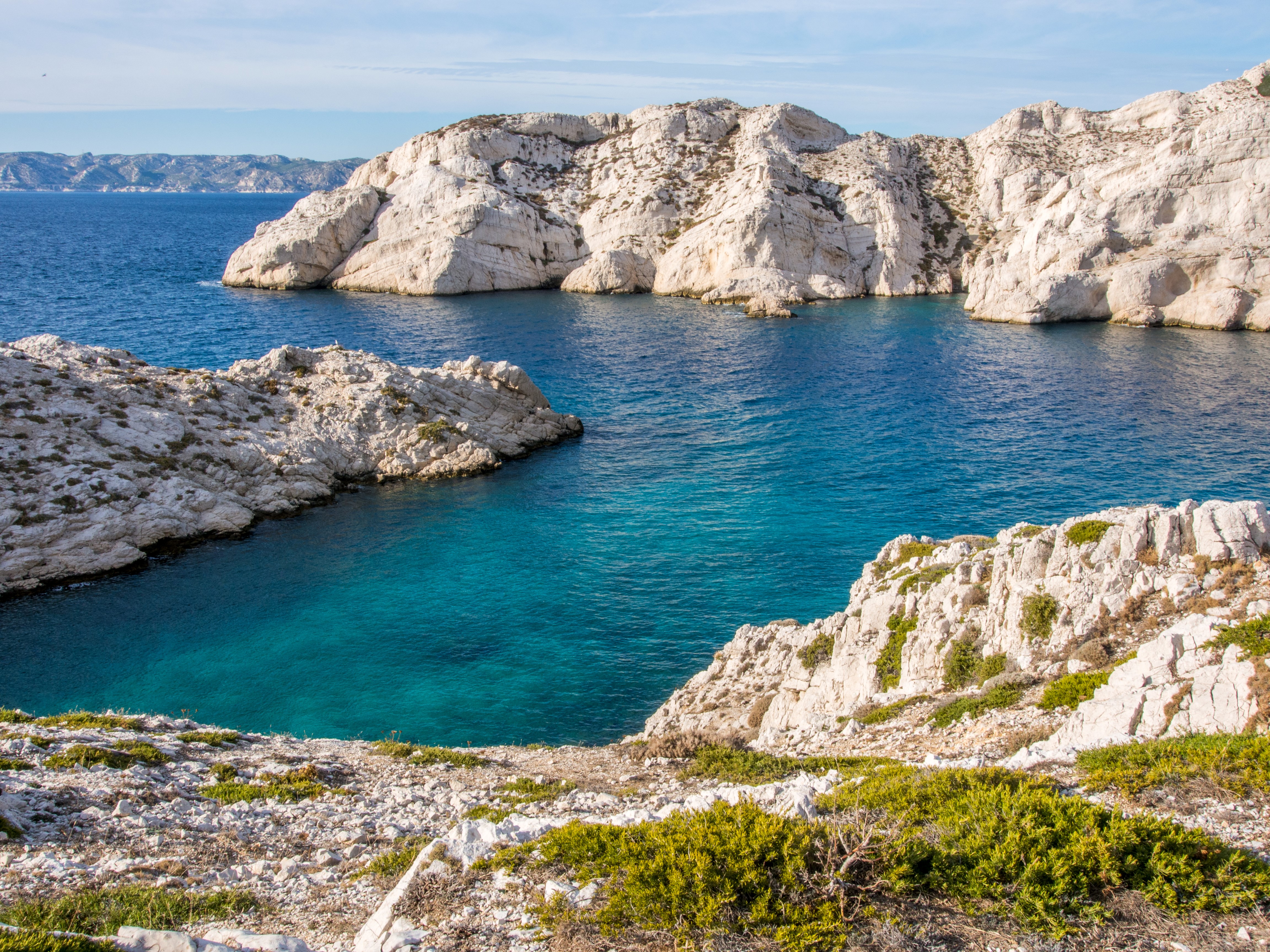 4K France Coast Marseille Crag HD Wallpaper
