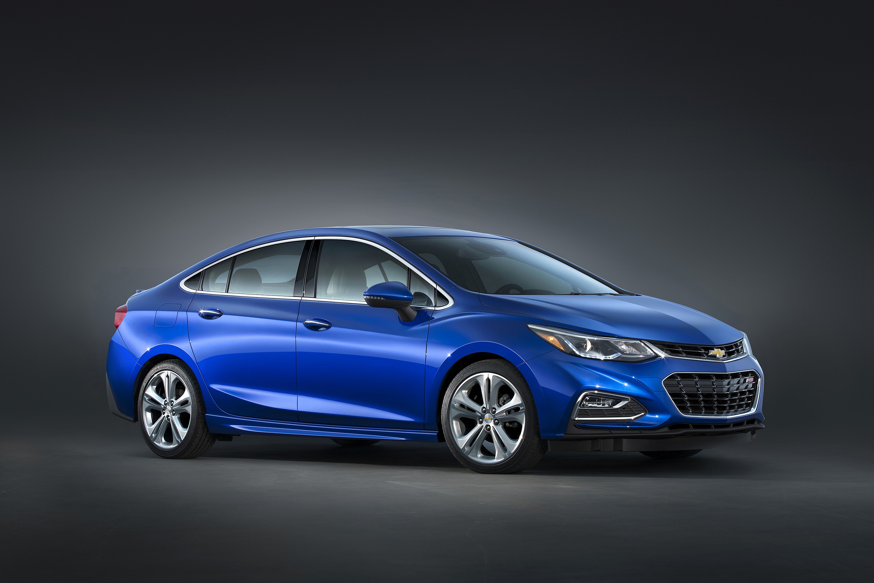 Blue 2016 Chevrolet Cruze Sedan HD Wallpaper