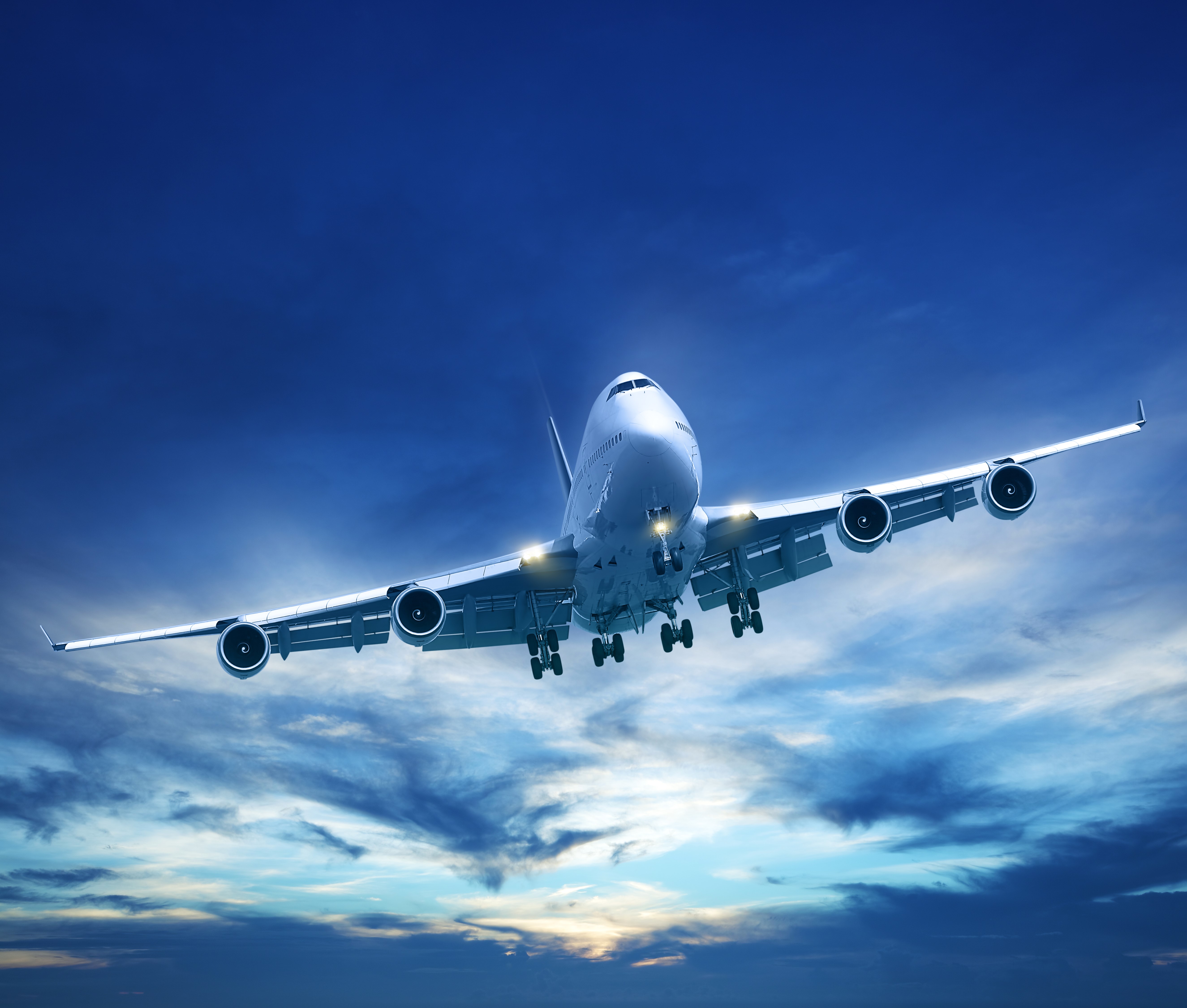 Airplane flying in the sky HD Wallpaper