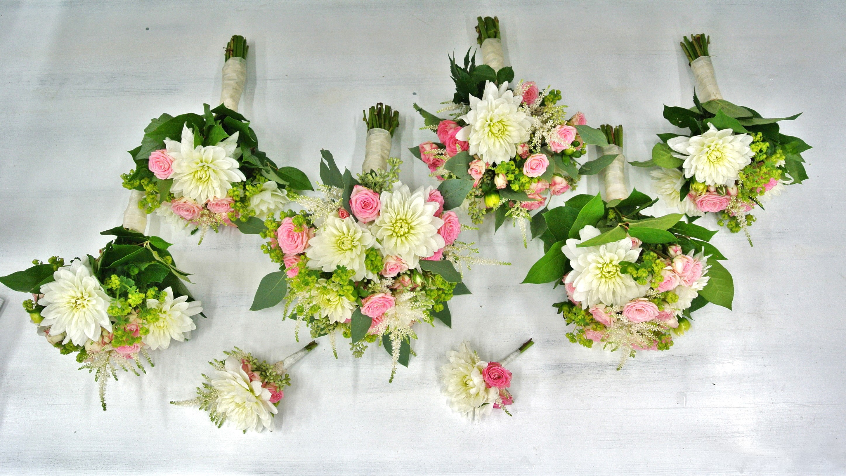 Wedding Bouquets and Boutonnieres with Dahlias and Roses HD Wallpaper