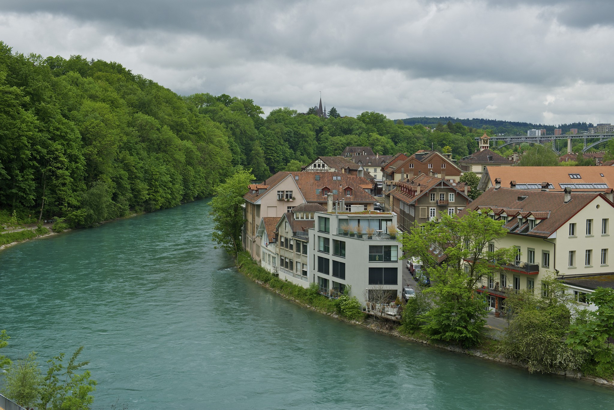 Bern, Switzerland: River and Houses with Green Trees HD Wallpaper