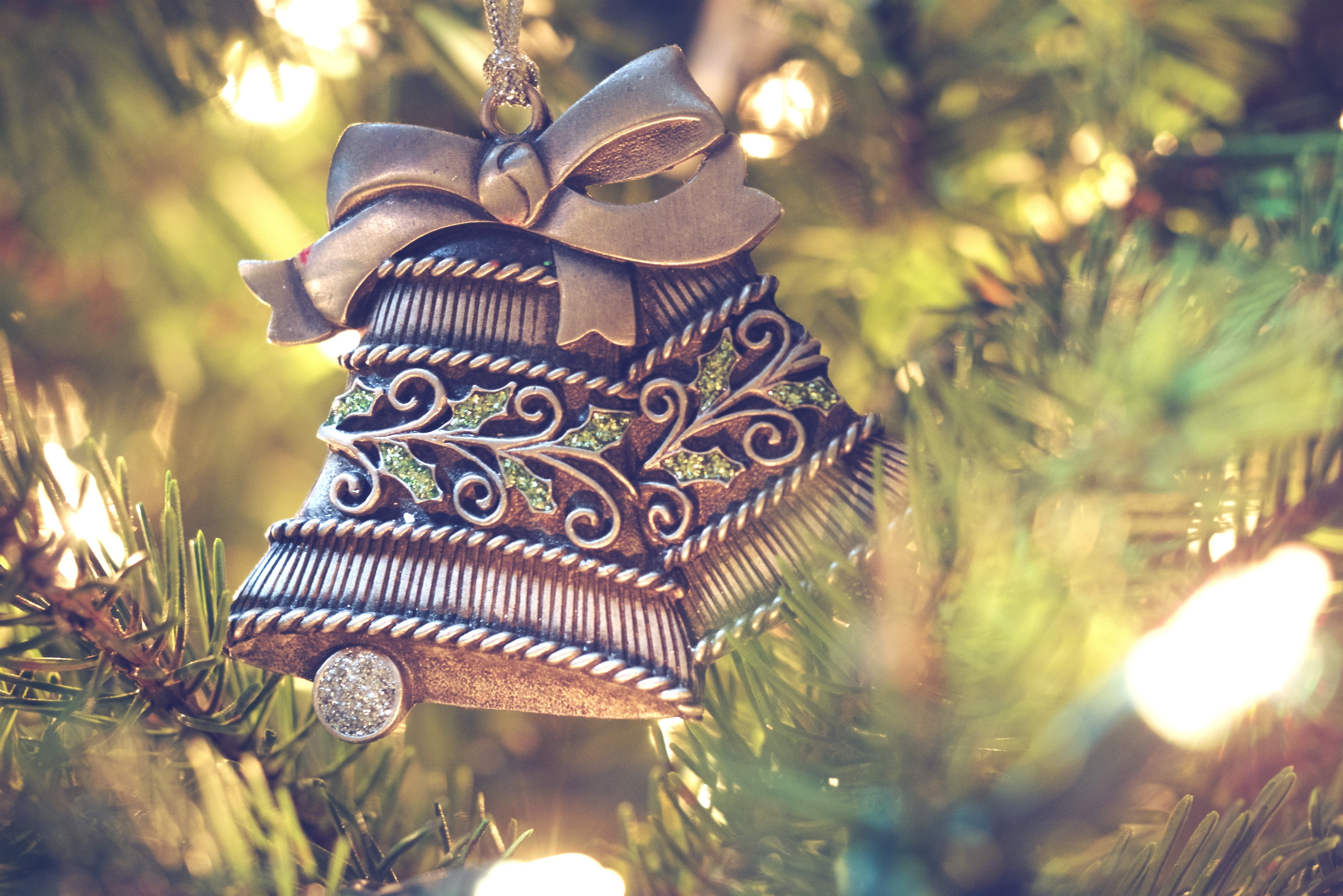 Christmas Bells Ornament on Tree HD Wallpaper
