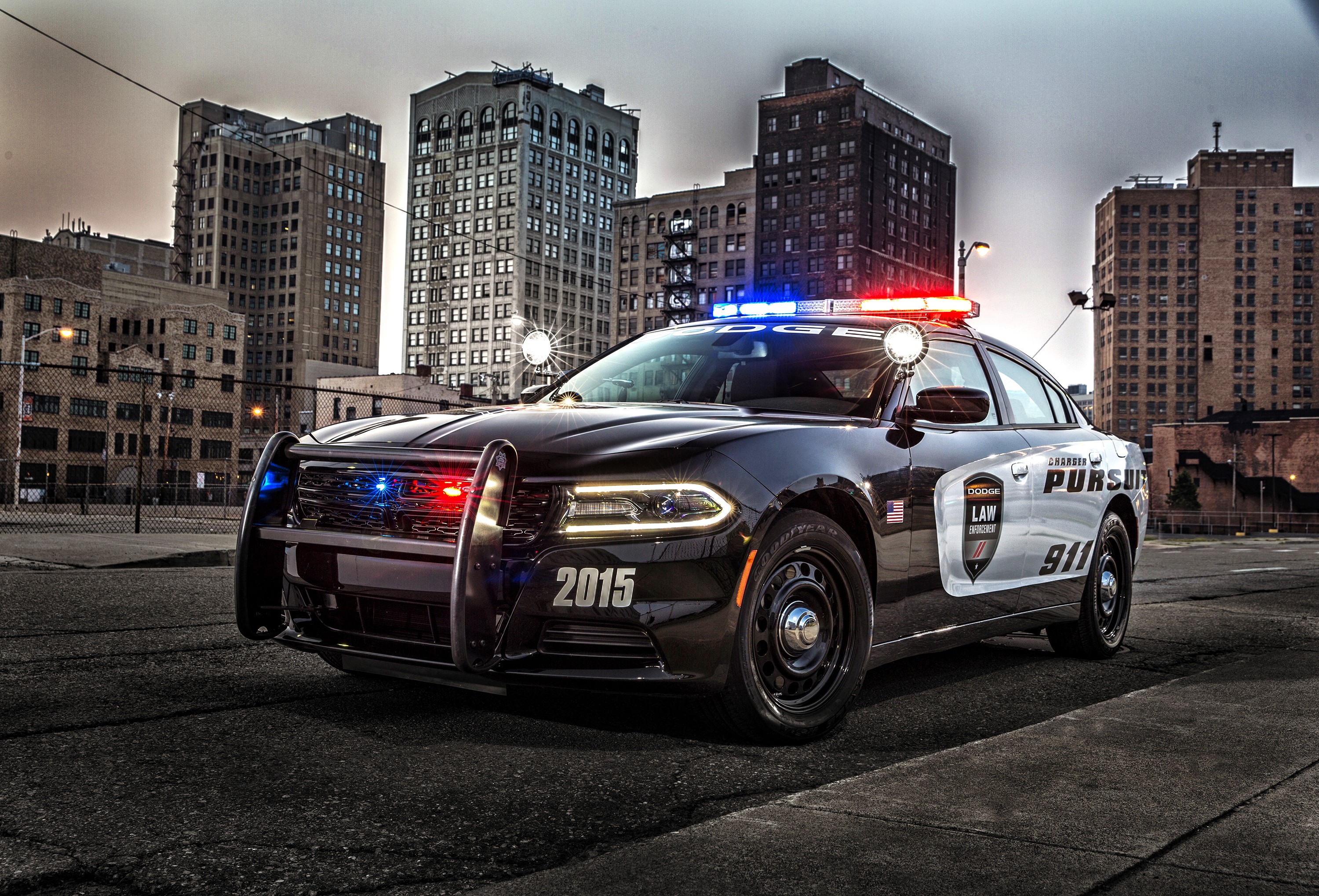 2015 Dodge Charger Pursuit Police Car HD Wallpaper