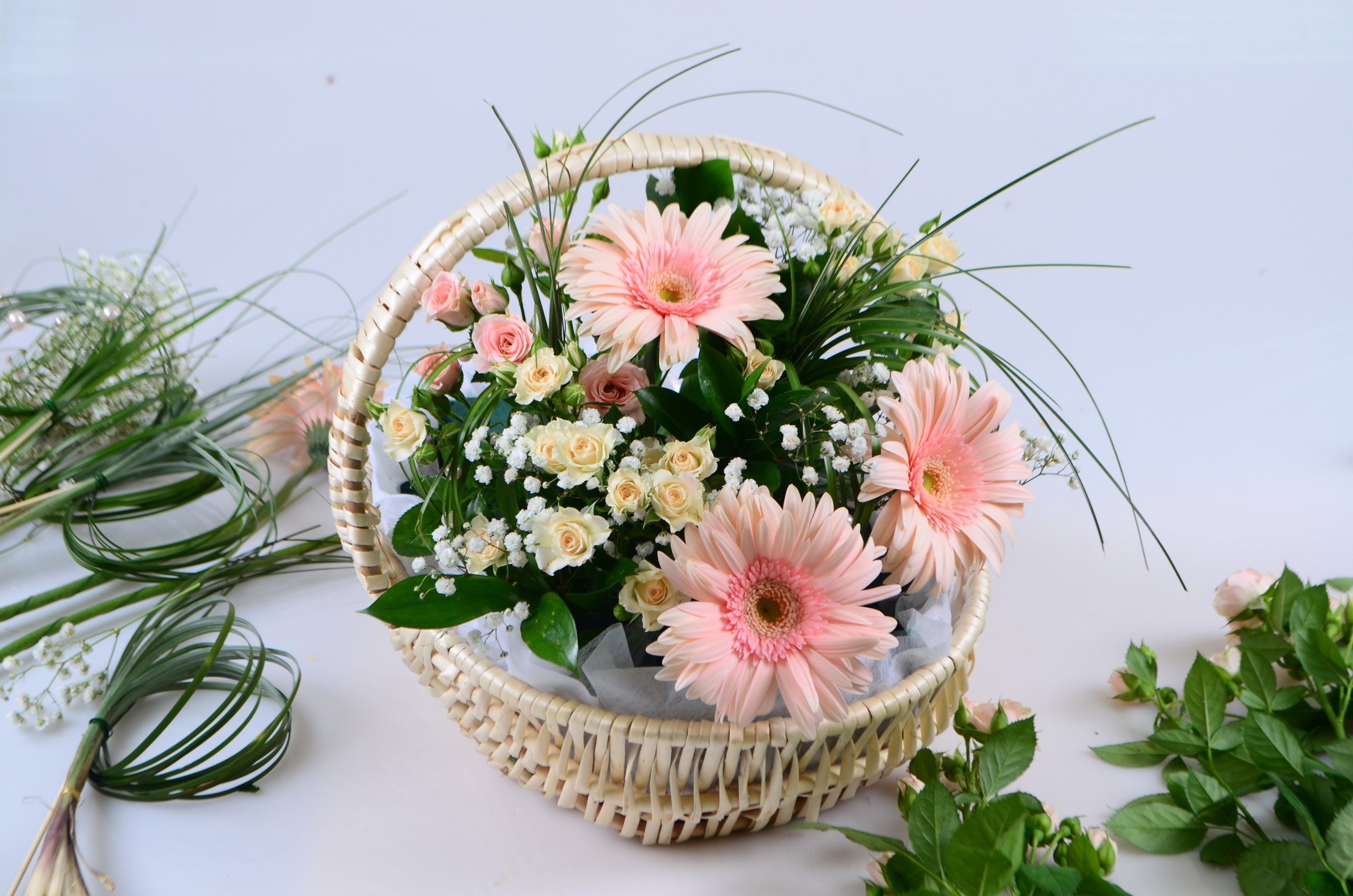 Pink Gerbera and Rose Flower Arrangement in Wicker Basket HD Wallpaper